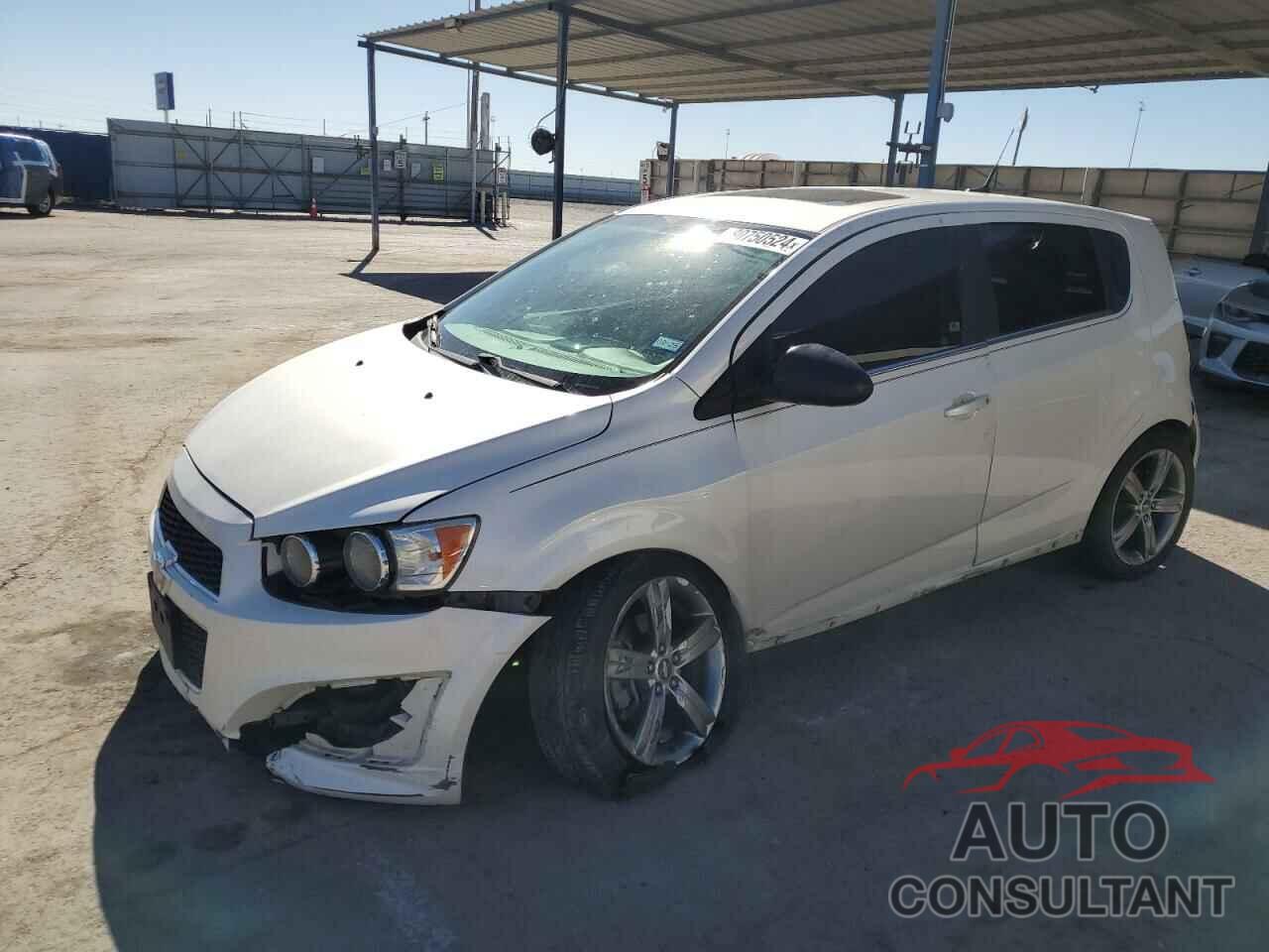 CHEVROLET SONIC 2014 - 1G1JH6SB7E4122846