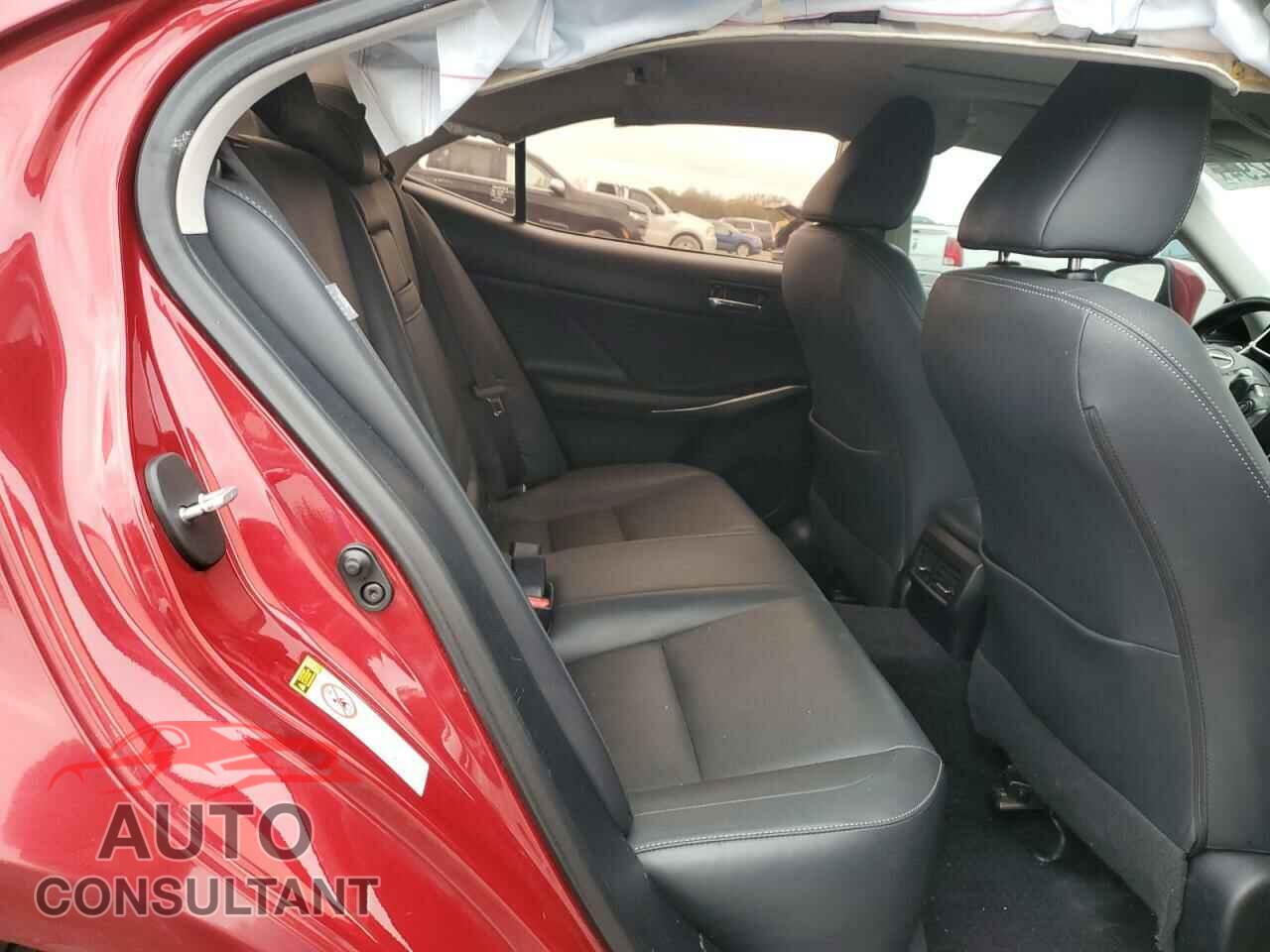 LEXUS IS 2014 - JTHBF1D21E5036202
