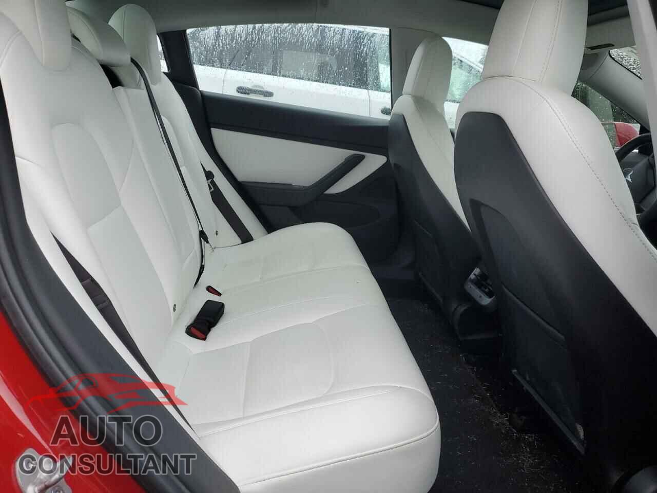 TESLA MODEL 3 2018 - 5YJ3E1EB2JF122408