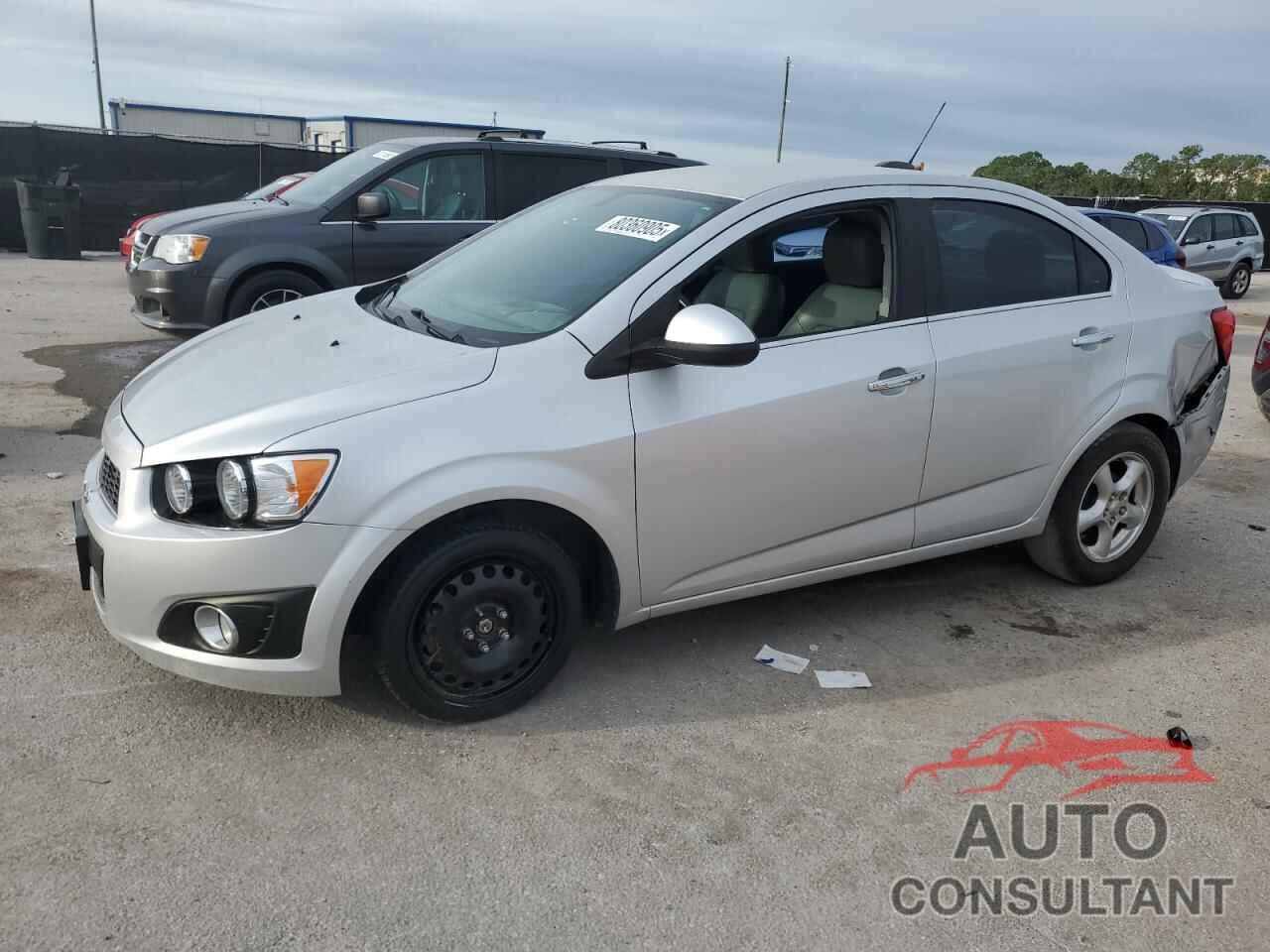 CHEVROLET SONIC 2015 - 1G1JE5SB8F4187841