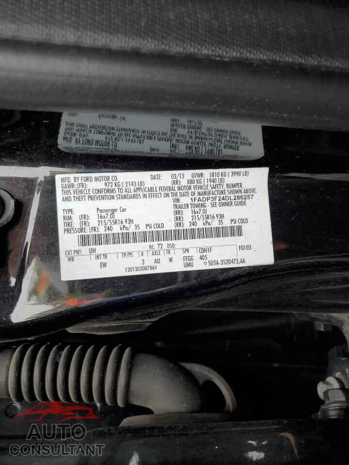 FORD FOCUS 2013 - 1FADP3F24DL286257