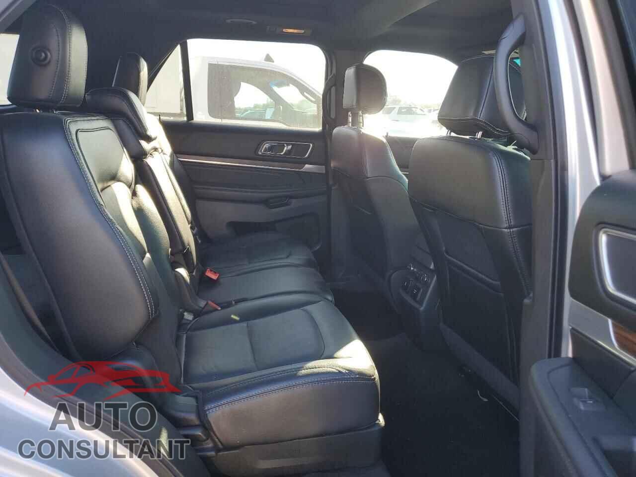 FORD EXPLORER 2017 - 1FM5K7F81HGA35151