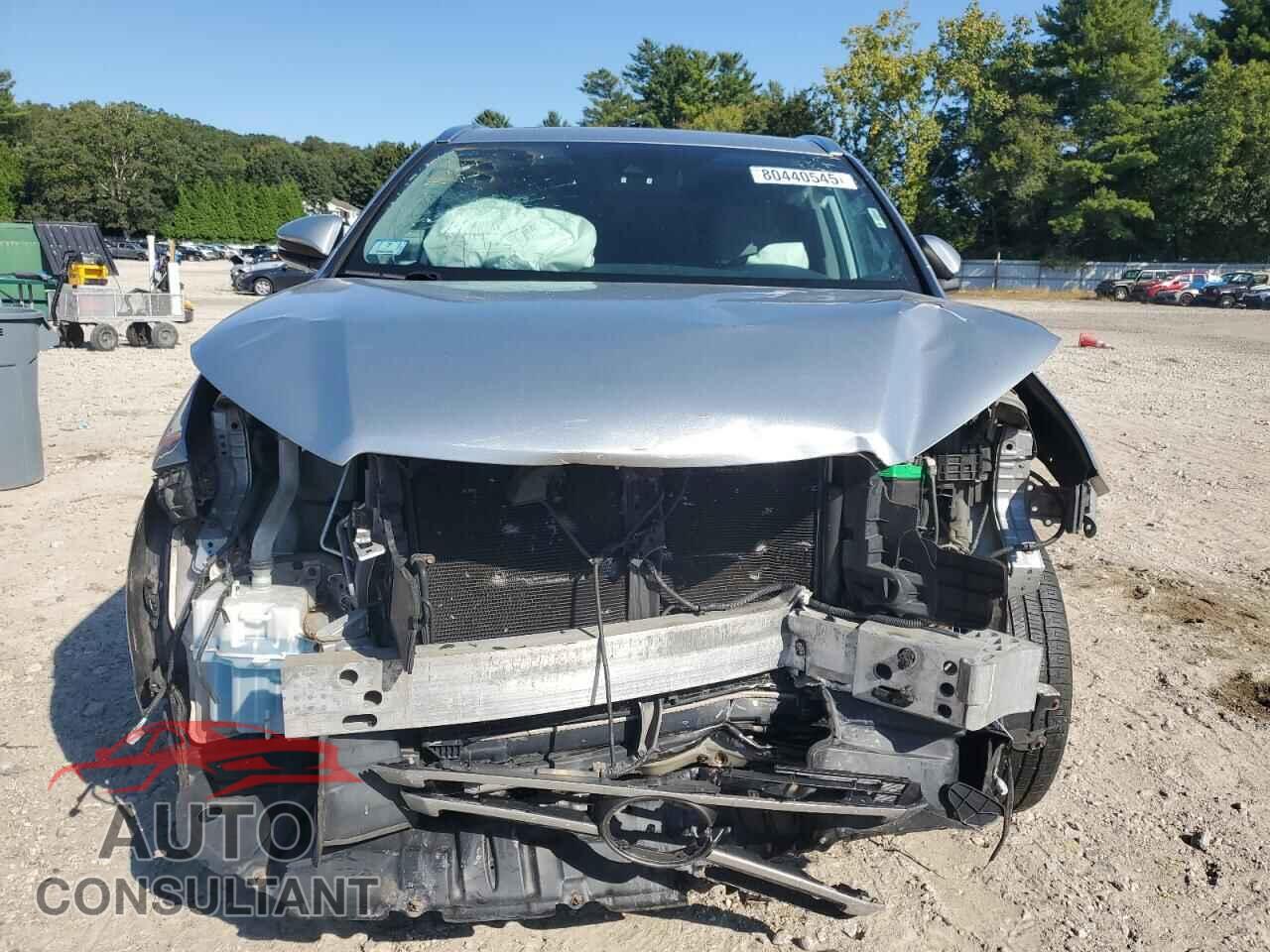 TOYOTA HIGHLANDER 2018 - 5TDJZRFH0JS497562
