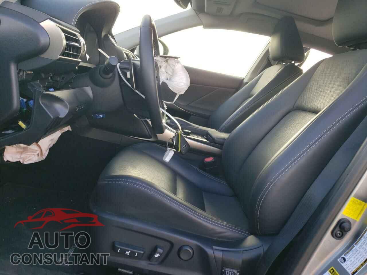 LEXUS IS 2014 - JTHBE1D23E5001325
