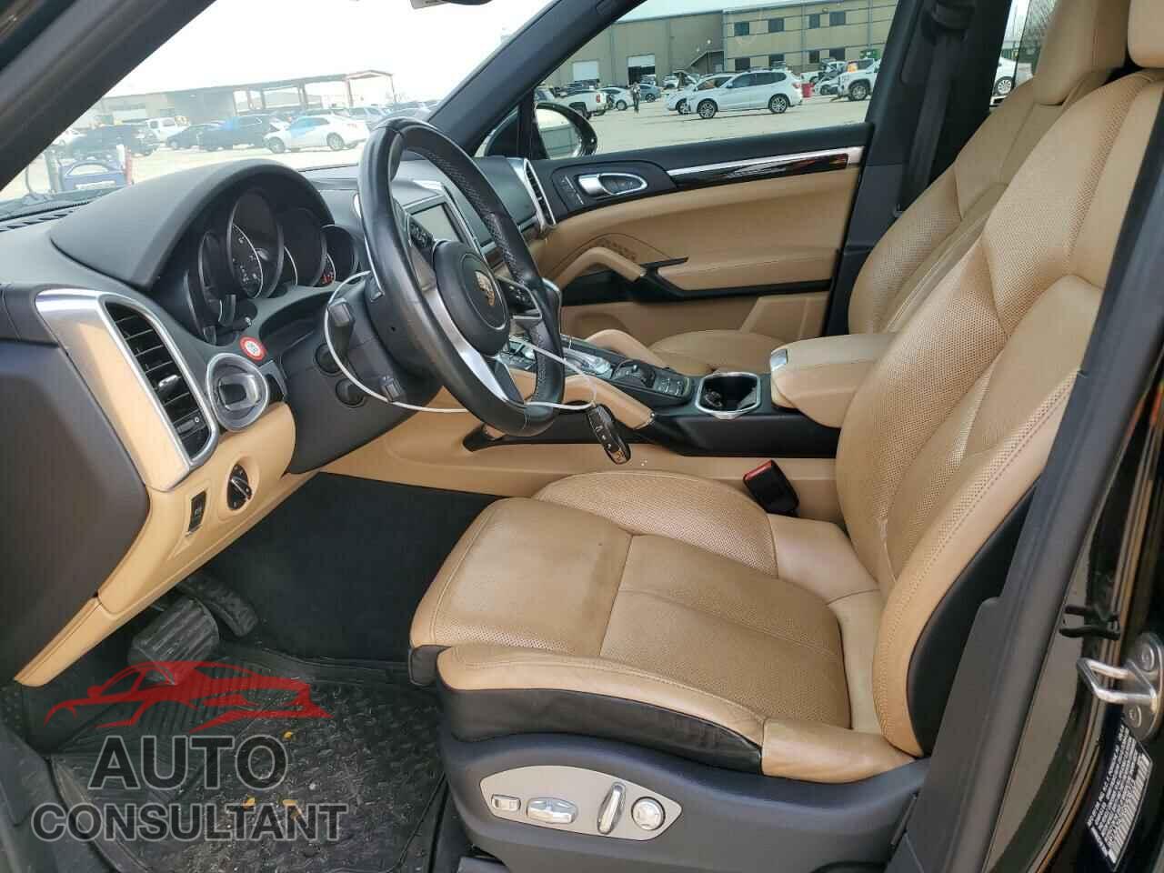 PORSCHE CAYENNE 2016 - WP1AA2A2XGKA08715