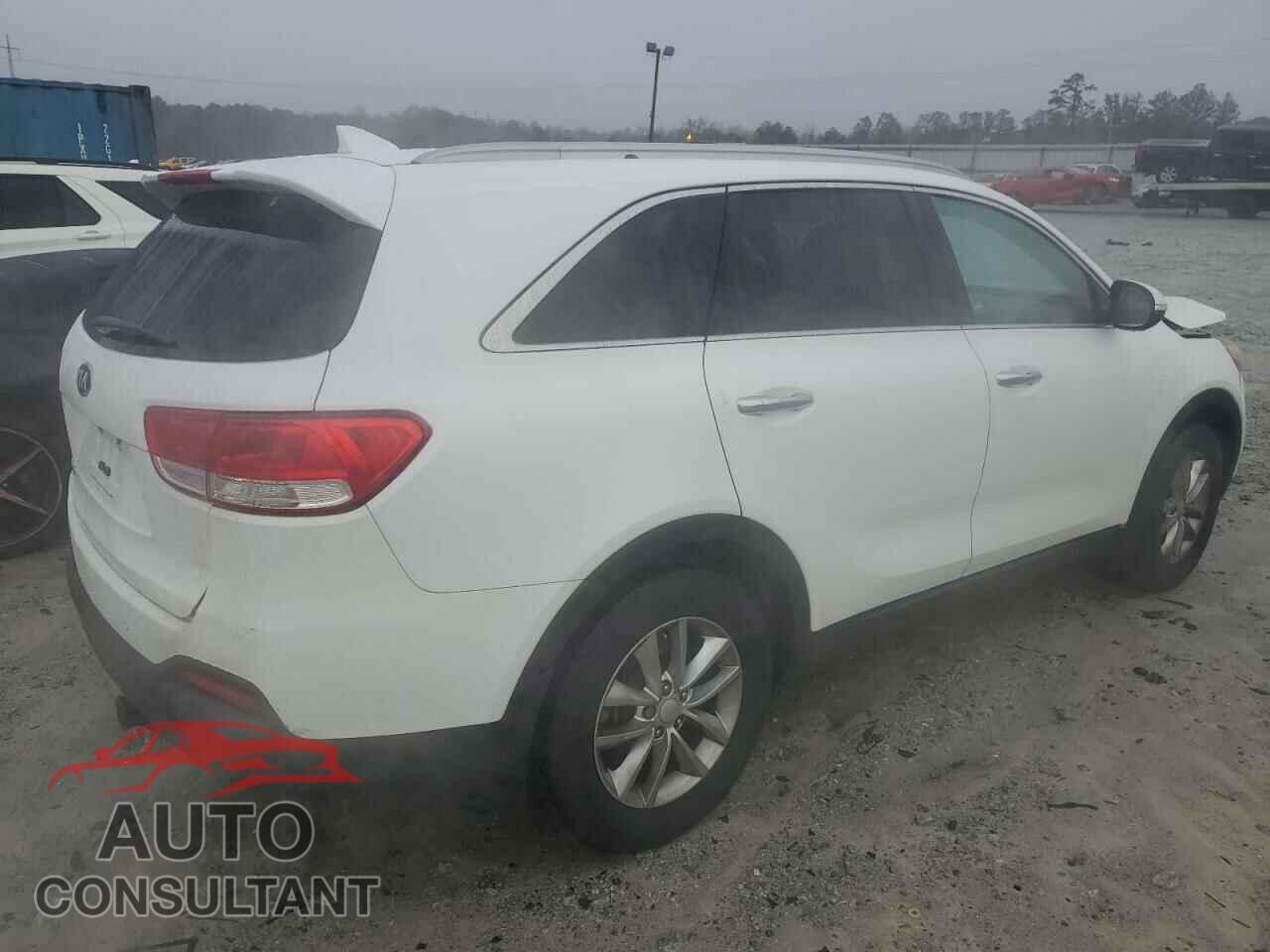KIA SORENTO 2016 - 5XYPG4A56GG010130