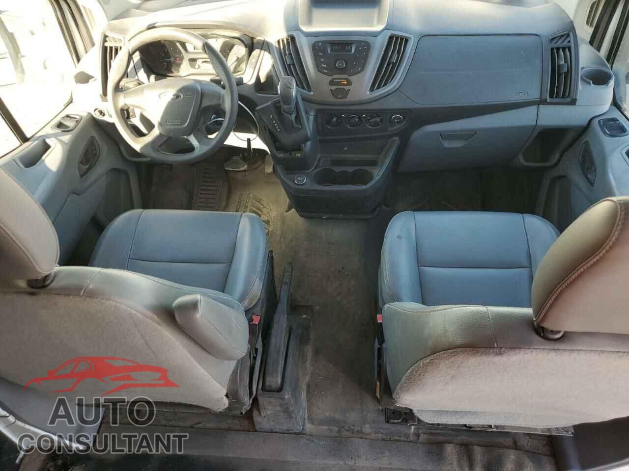 FORD TRANSIT 2017 - 1FTYR2CM9HKA04129