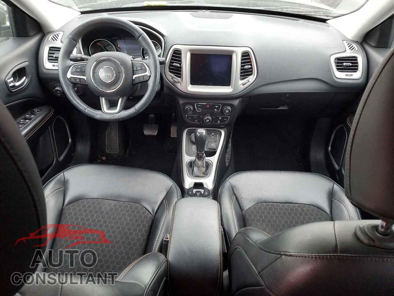 JEEP COMPASS 2018 - 3C4NJDBB5JT362080