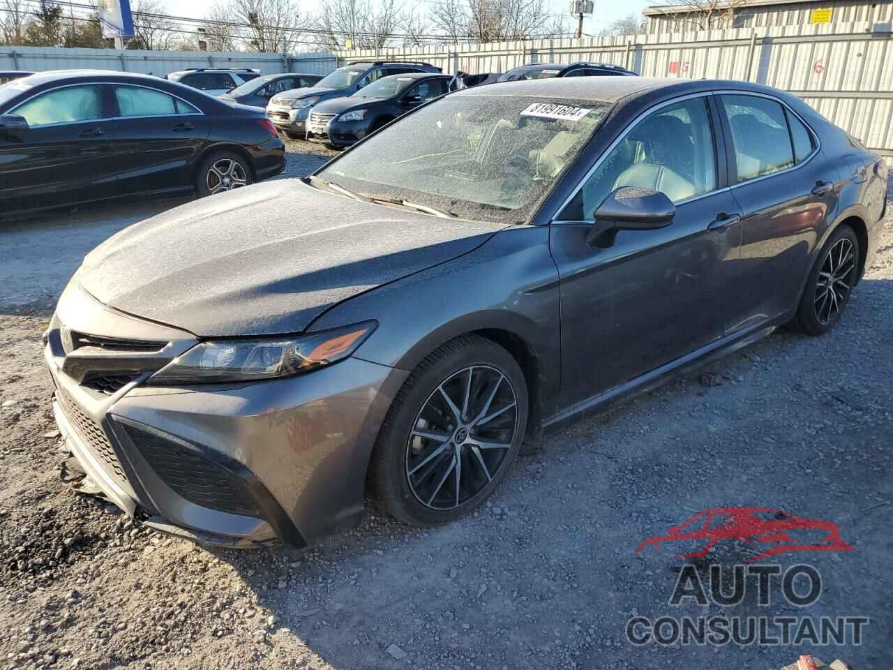 TOYOTA CAMRY 2021 - 4T1G11AK4MU550703