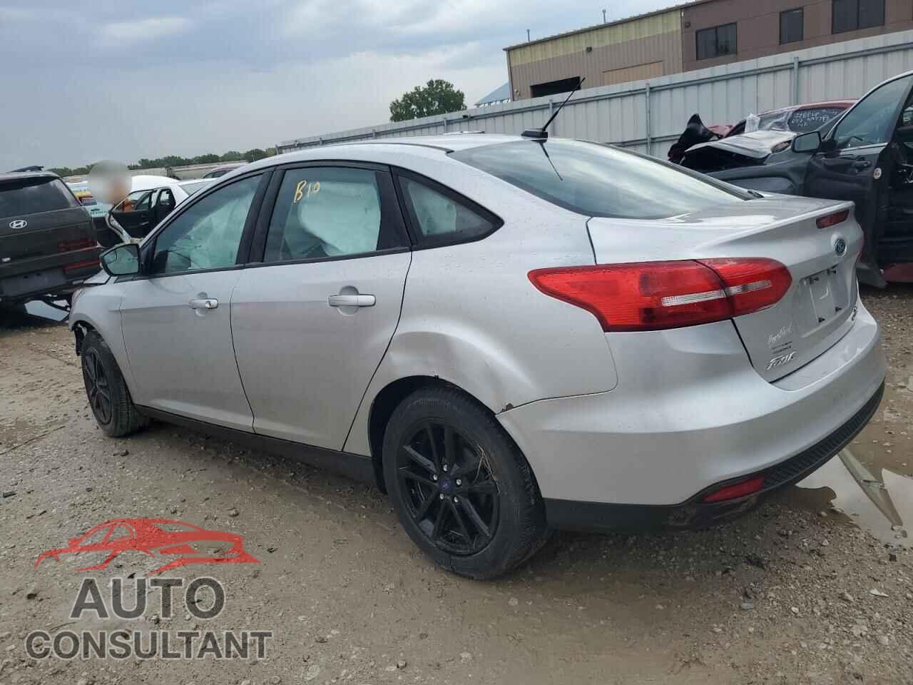 FORD FOCUS 2016 - 1FADP3F21GL269615