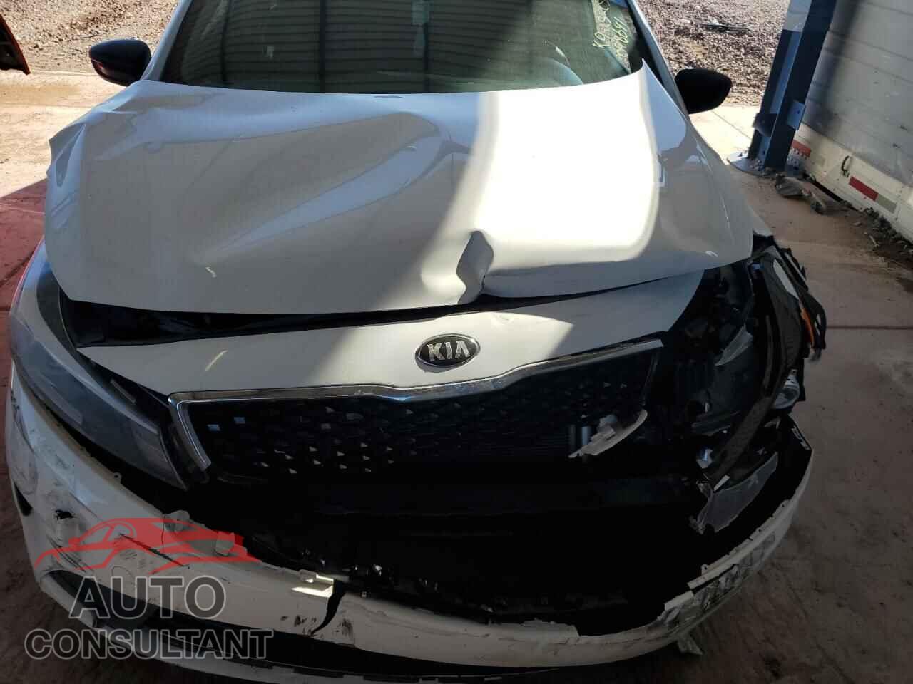 KIA FORTE 2017 - 3KPFK4A79HE048641
