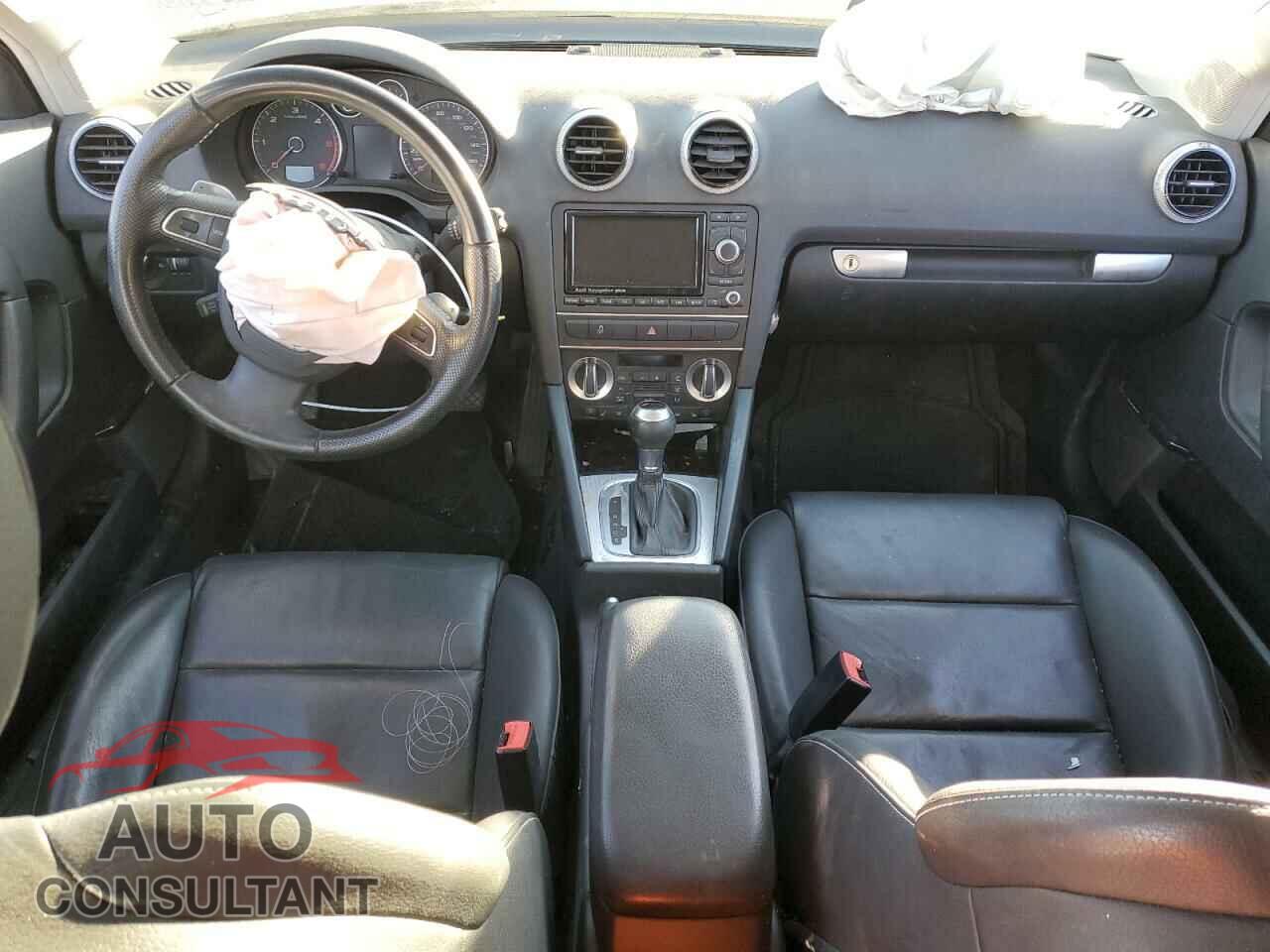 AUDI A3 2012 - WAUKJAFMXCA090680