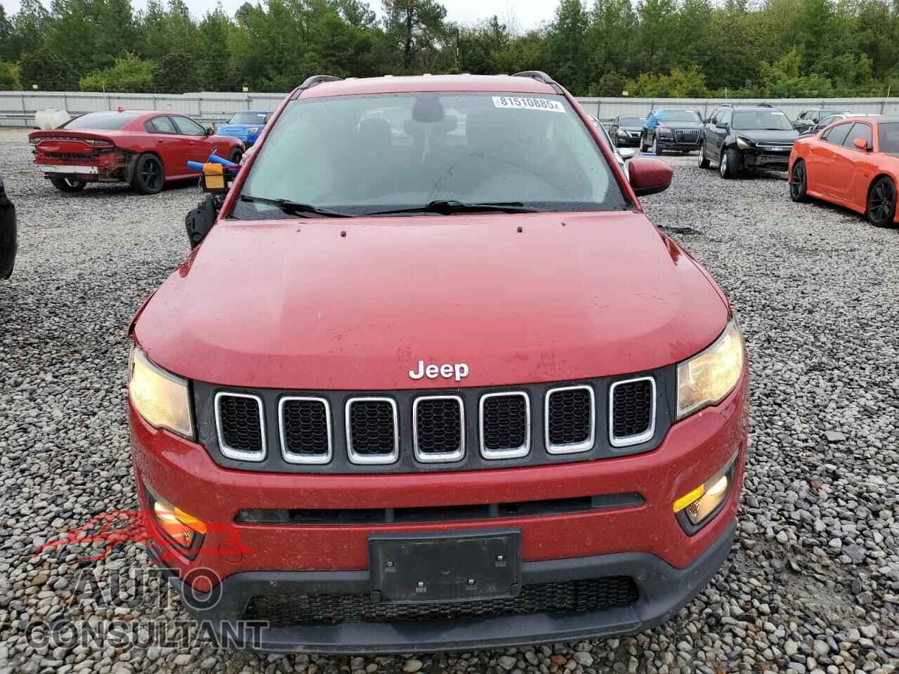 JEEP COMPASS 2018 - 3C4NJDBBXJT152977