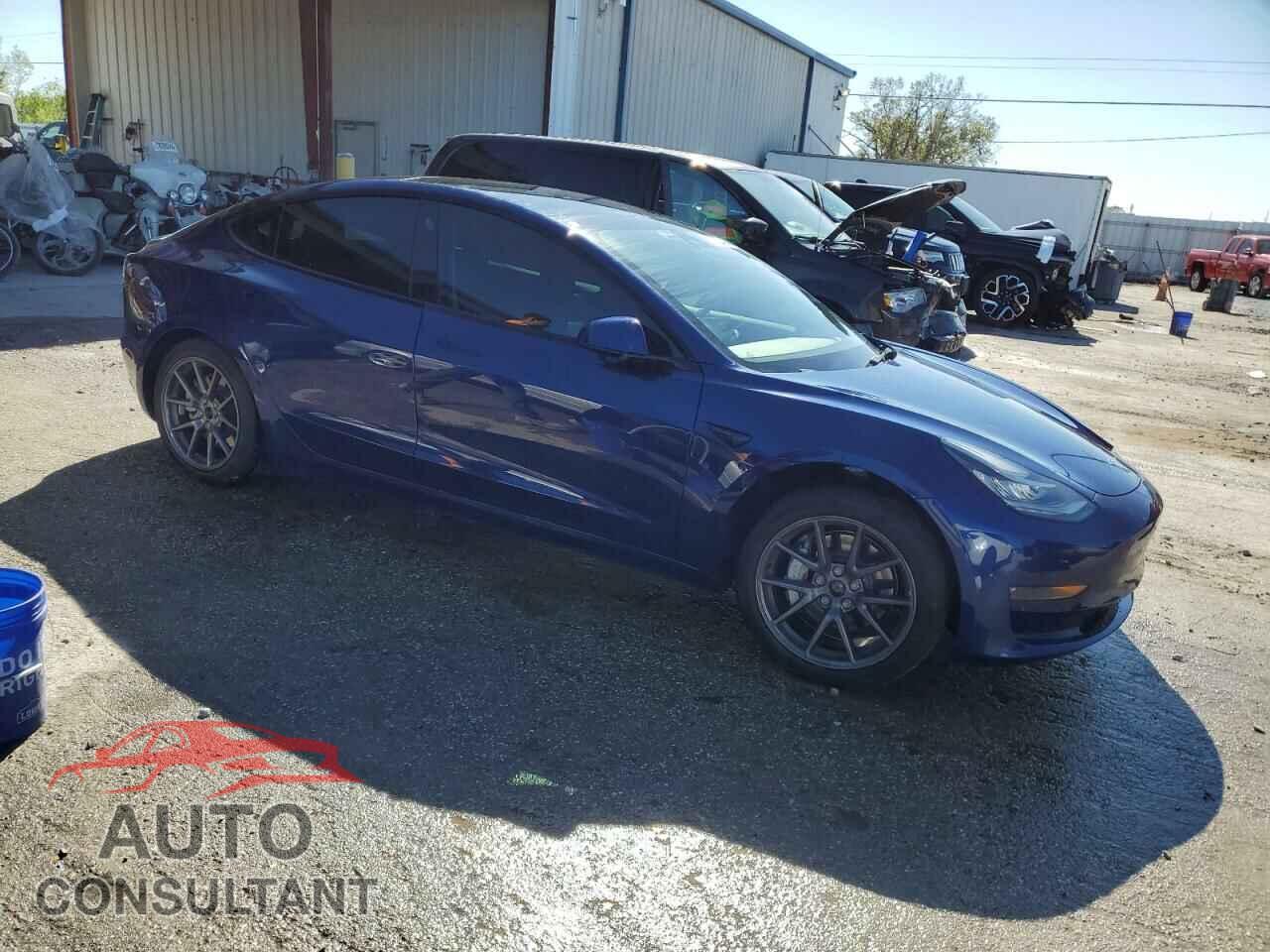 TESLA MODEL 3 2022 - 5YJ3E1EB0NF262057