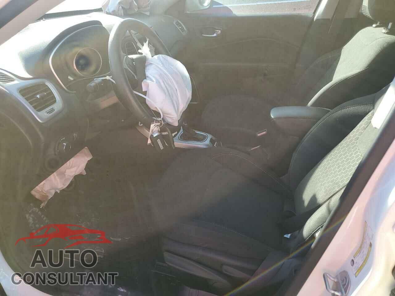 JEEP COMPASS 2019 - 3C4NJDAB9KT848216