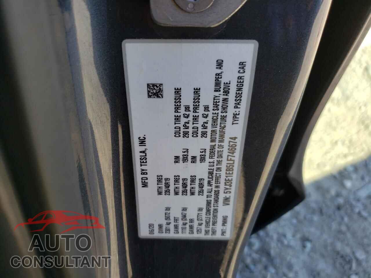 TESLA MODEL 3 2020 - 5YJ3E1EB5LF746674
