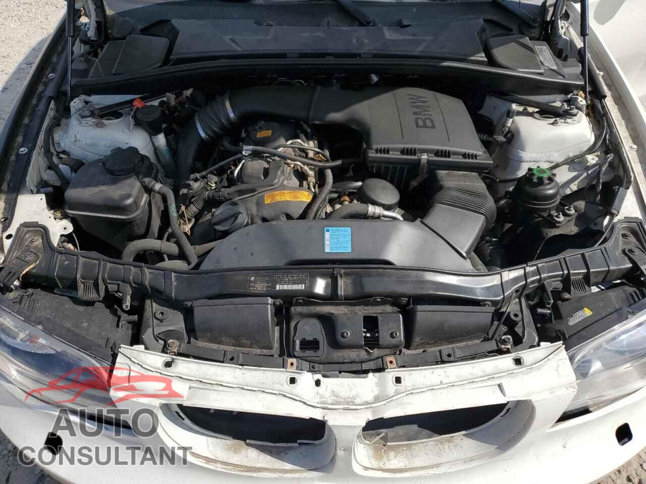 BMW 1 SERIES 2011 - WBAUN7C57BVM24071