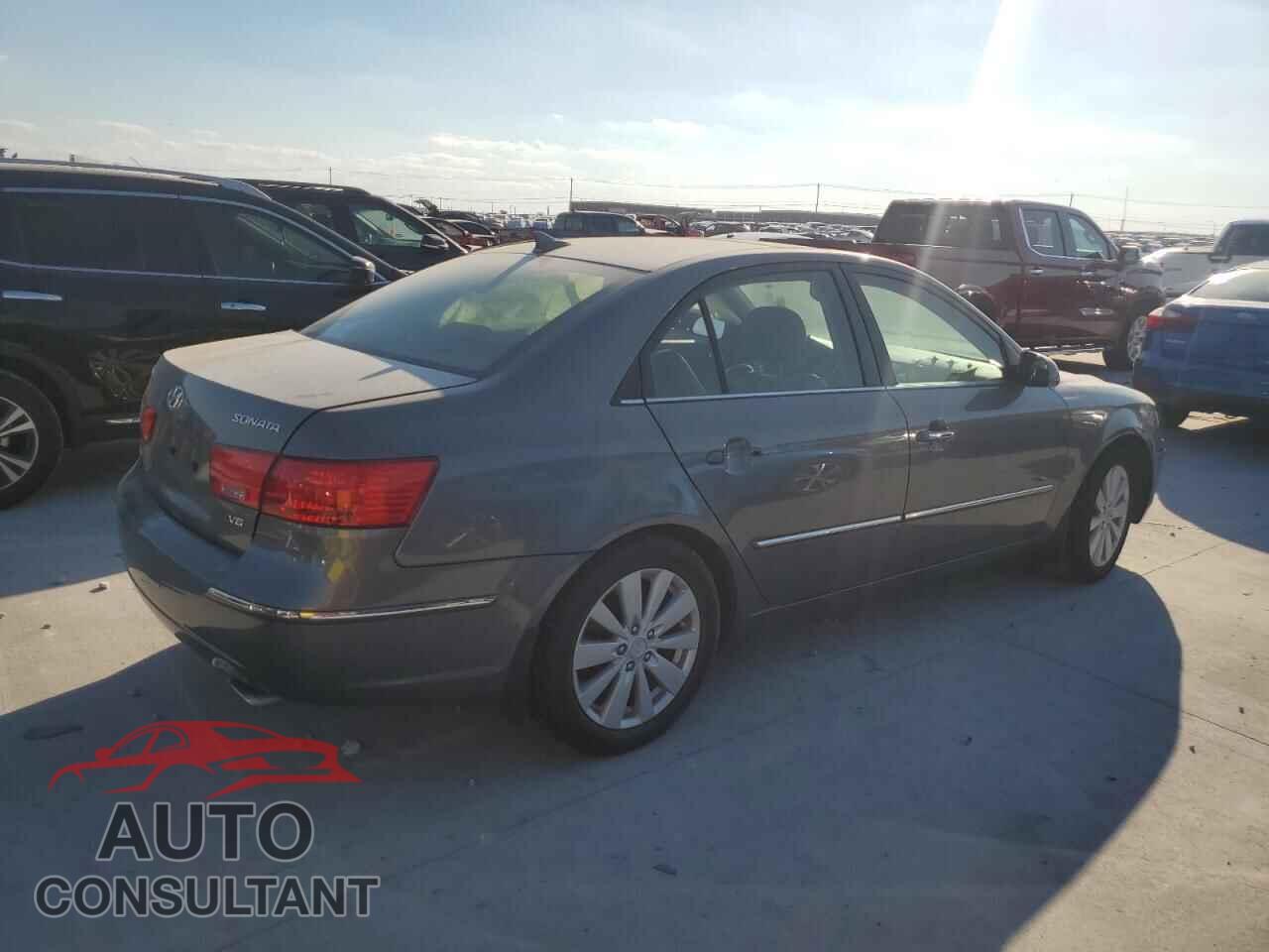 HYUNDAI SONATA 2010 - 5NPEU4AF3AH585553