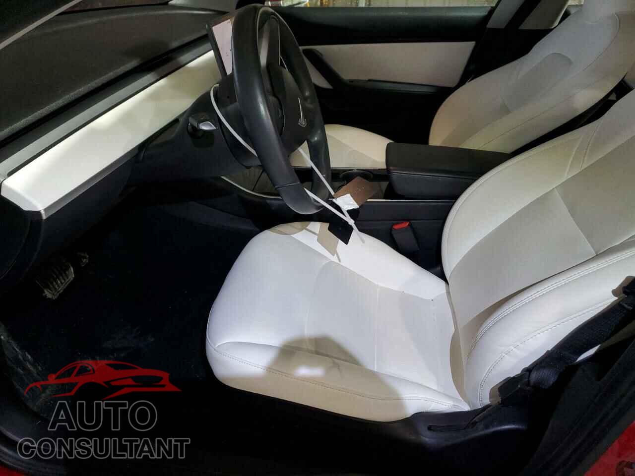 TESLA MODEL 3 2018 - 5YJ3E1EB6JF086027