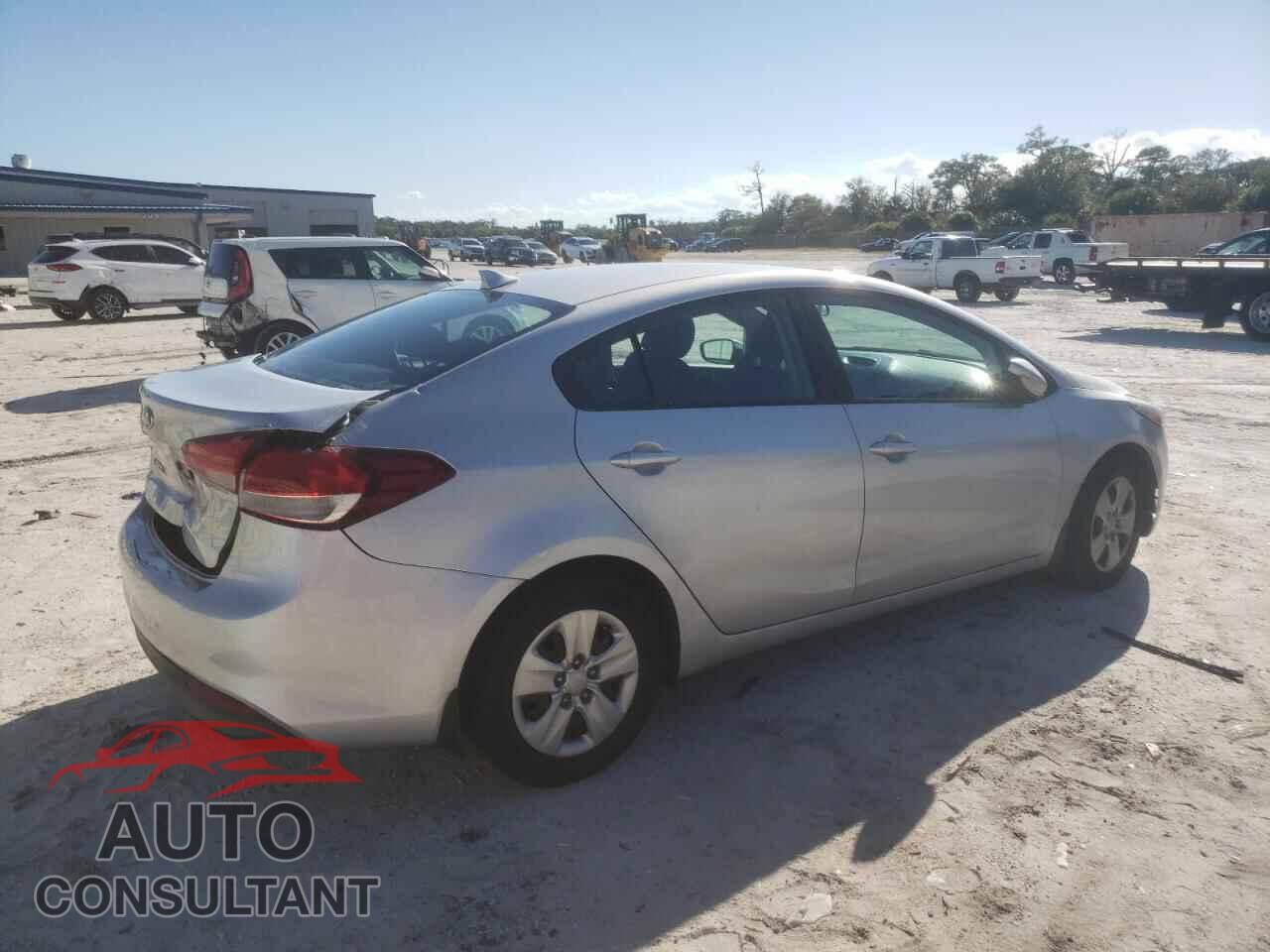 KIA FORTE 2017 - 3KPFK4A77HE110814
