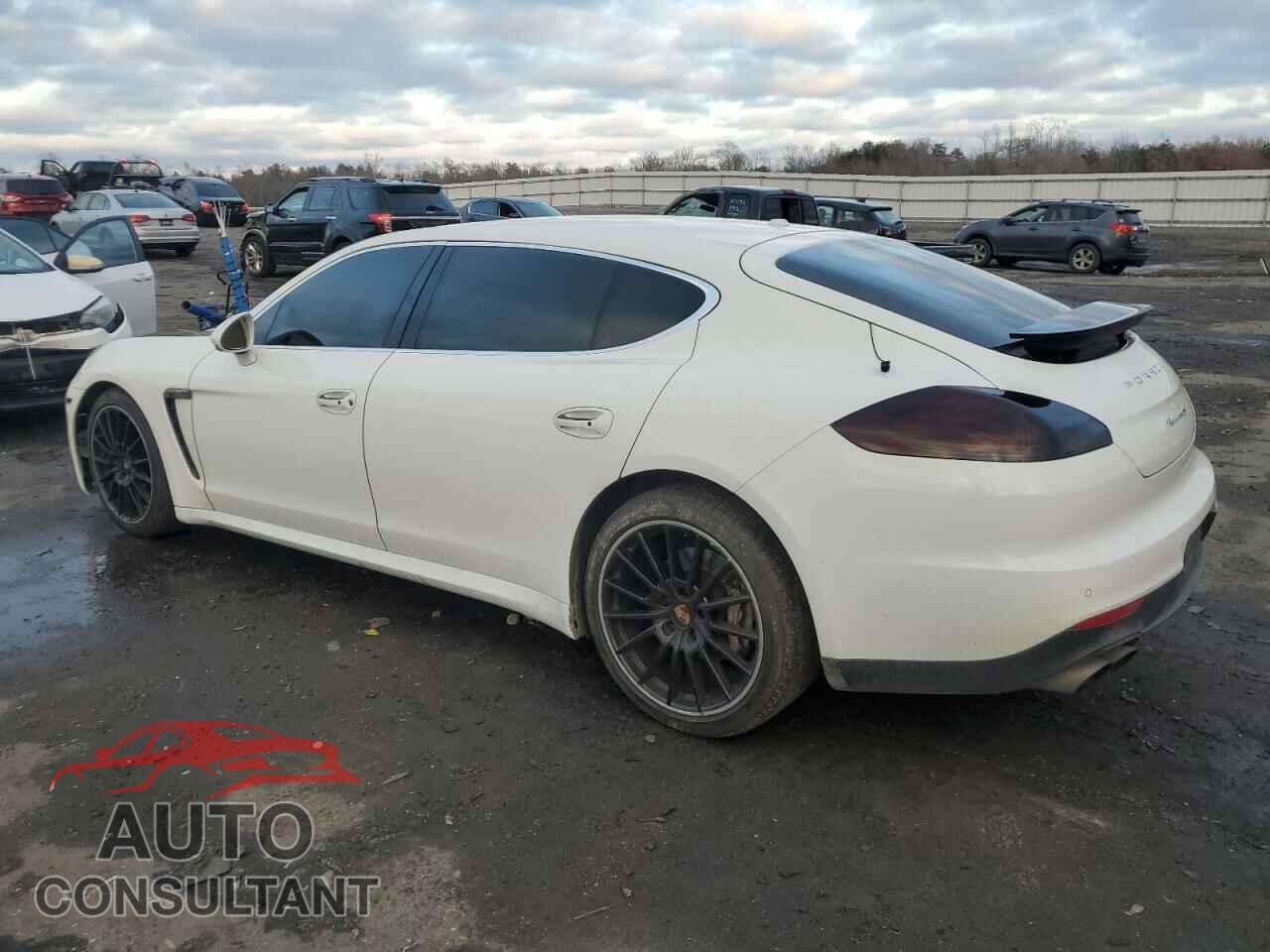 PORSCHE PANAMERA 2014 - WP0BB2A7XEL062036