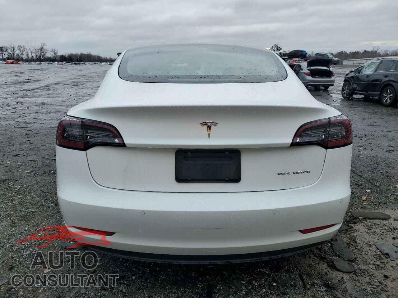 TESLA MODEL 3 2021 - 5YJ3E1EB2MF013208