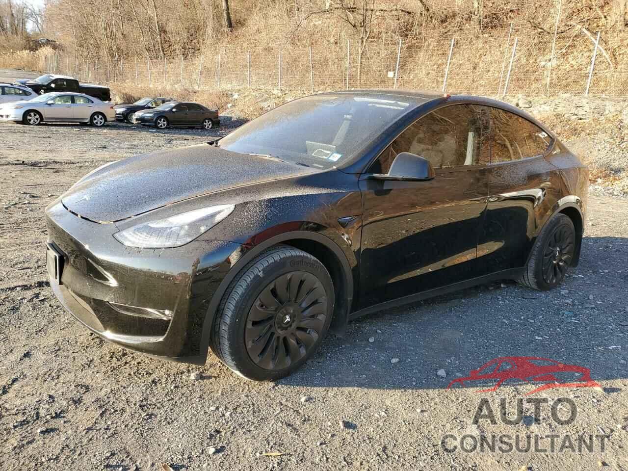 TESLA MODEL Y 2023 - 7SAYGAEE2PF922177