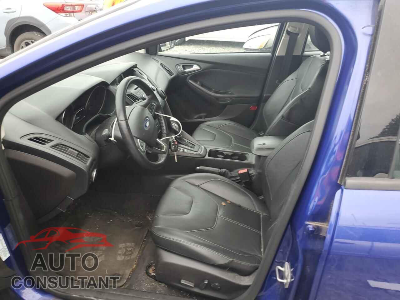 FORD FOCUS 2015 - 1FADP3K24FL310677