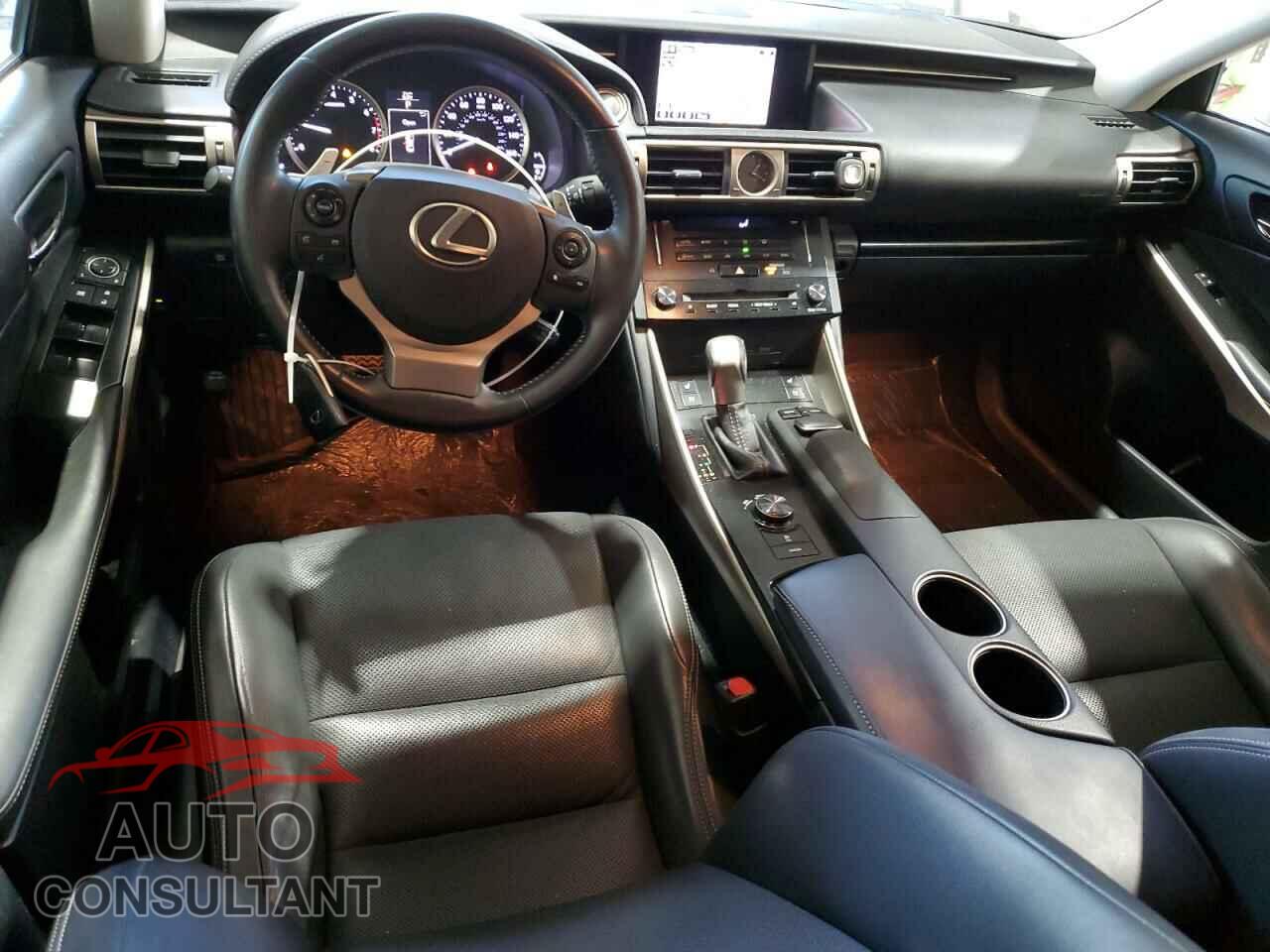 LEXUS IS 2014 - JTHBF1D2XE5038403