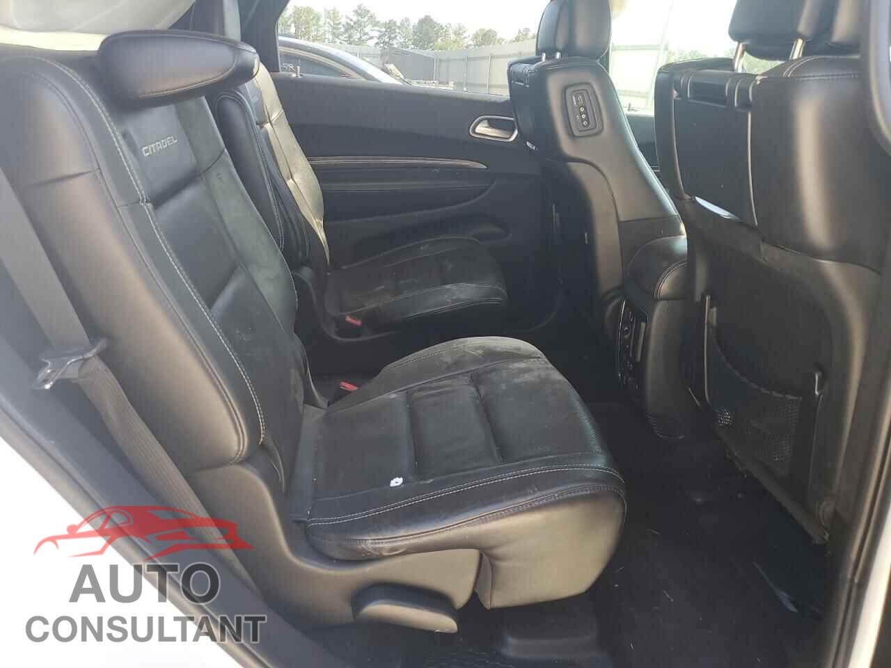 DODGE DURANGO 2018 - 1C4SDHET5JC226453