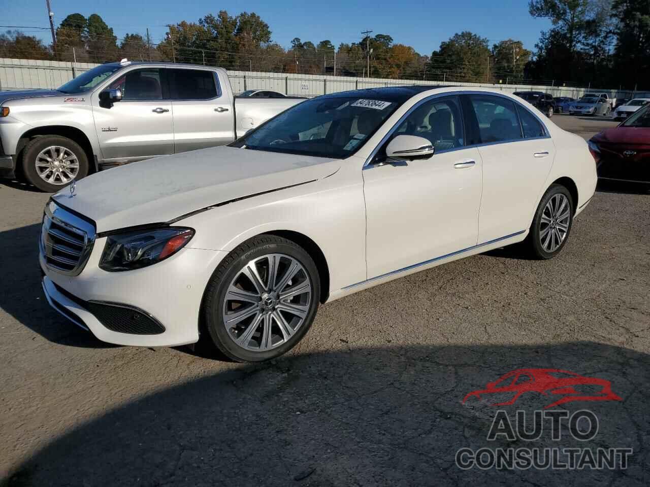MERCEDES-BENZ E-CLASS 2019 - WDDZF4JB1KA563512