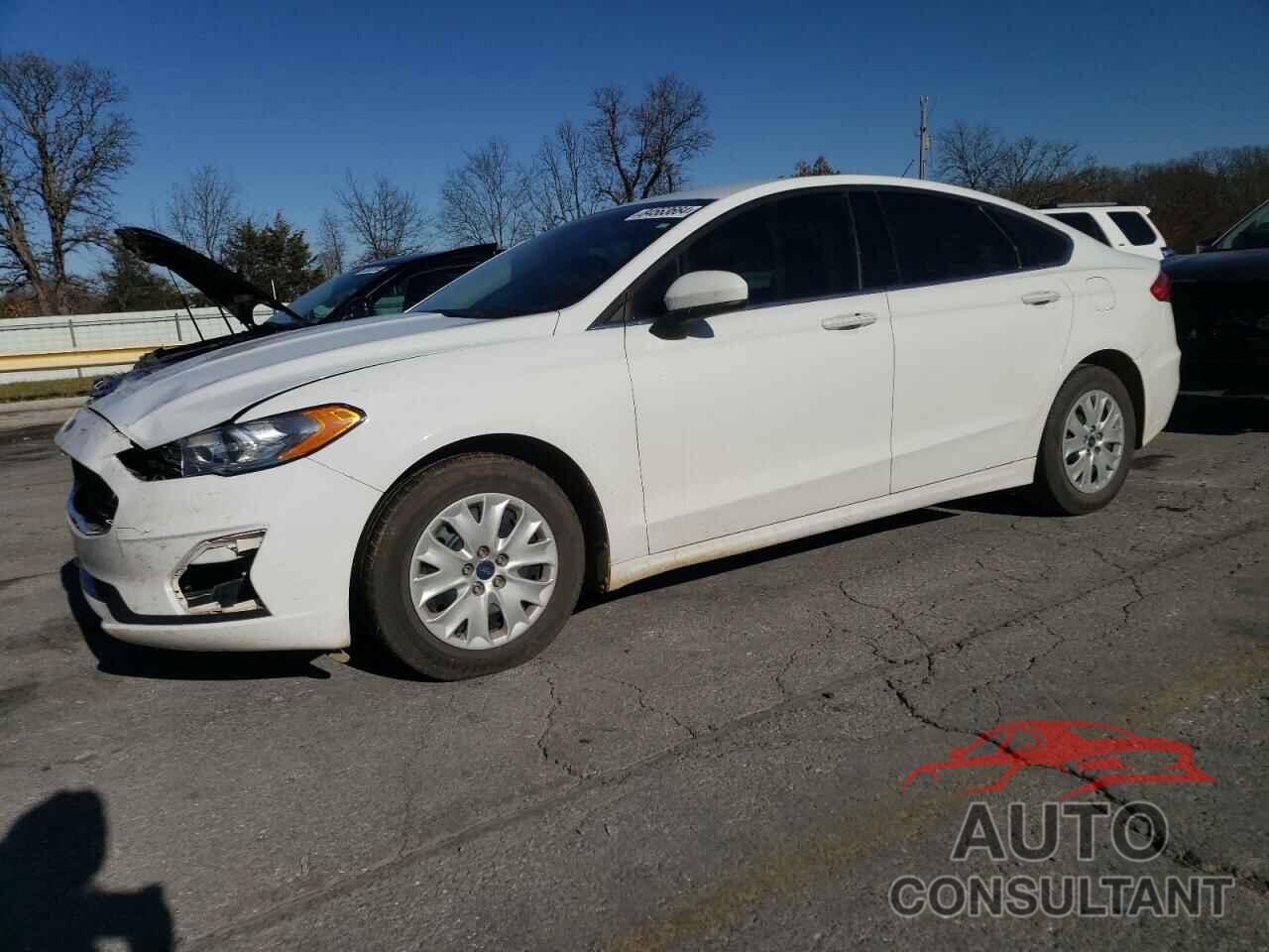 FORD FUSION 2019 - 3FA6P0G71KR102229