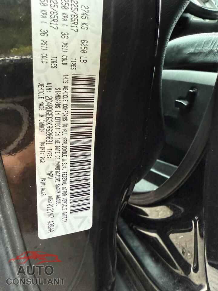 DODGE CARAVAN 2019 - 2C4RDGEG3KR620831