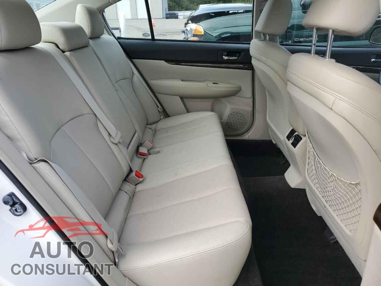SUBARU LEGACY 2013 - 4S3BMBK64D3043593