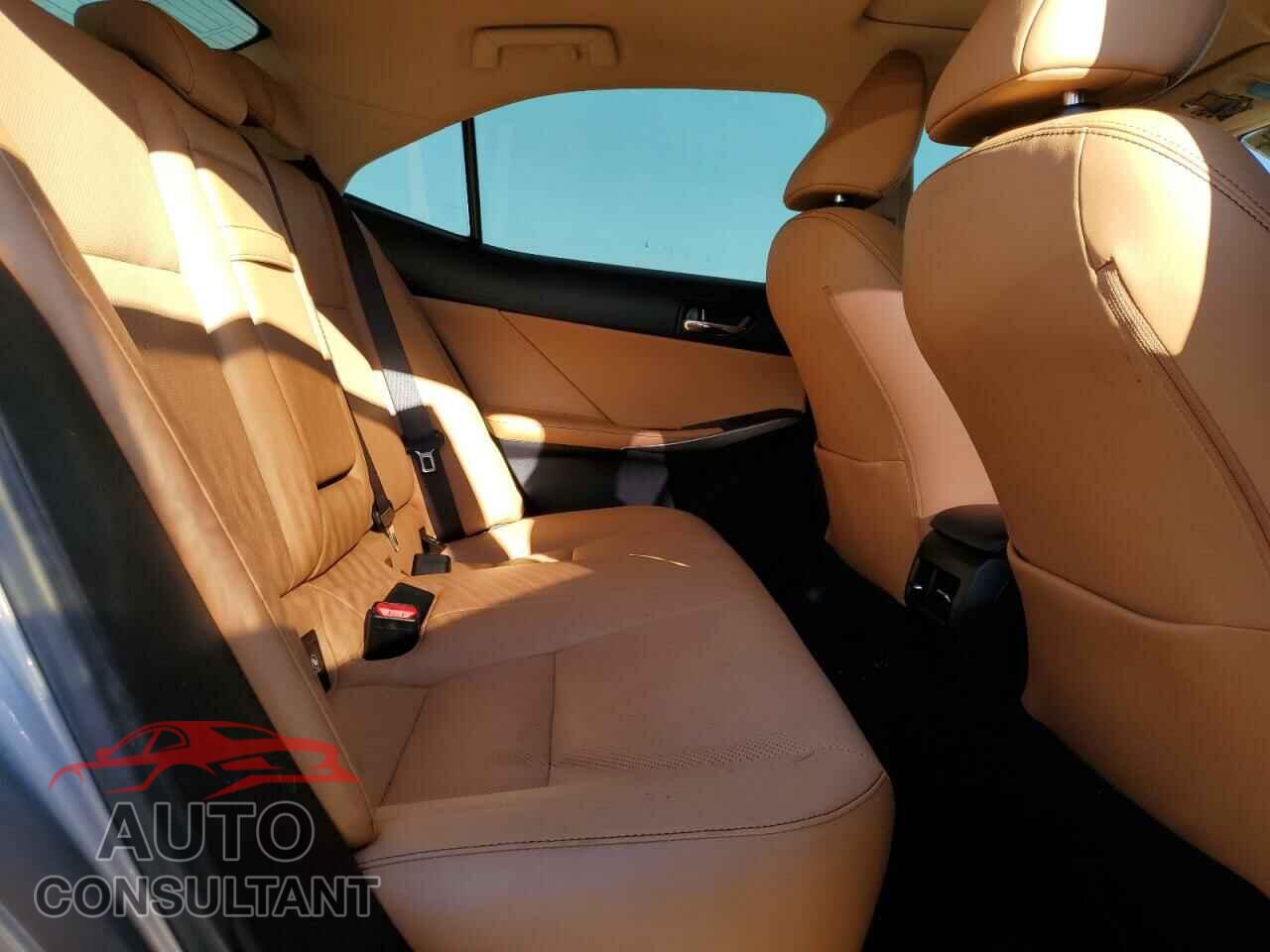 LEXUS IS 2014 - JTHCF1D22E5001088