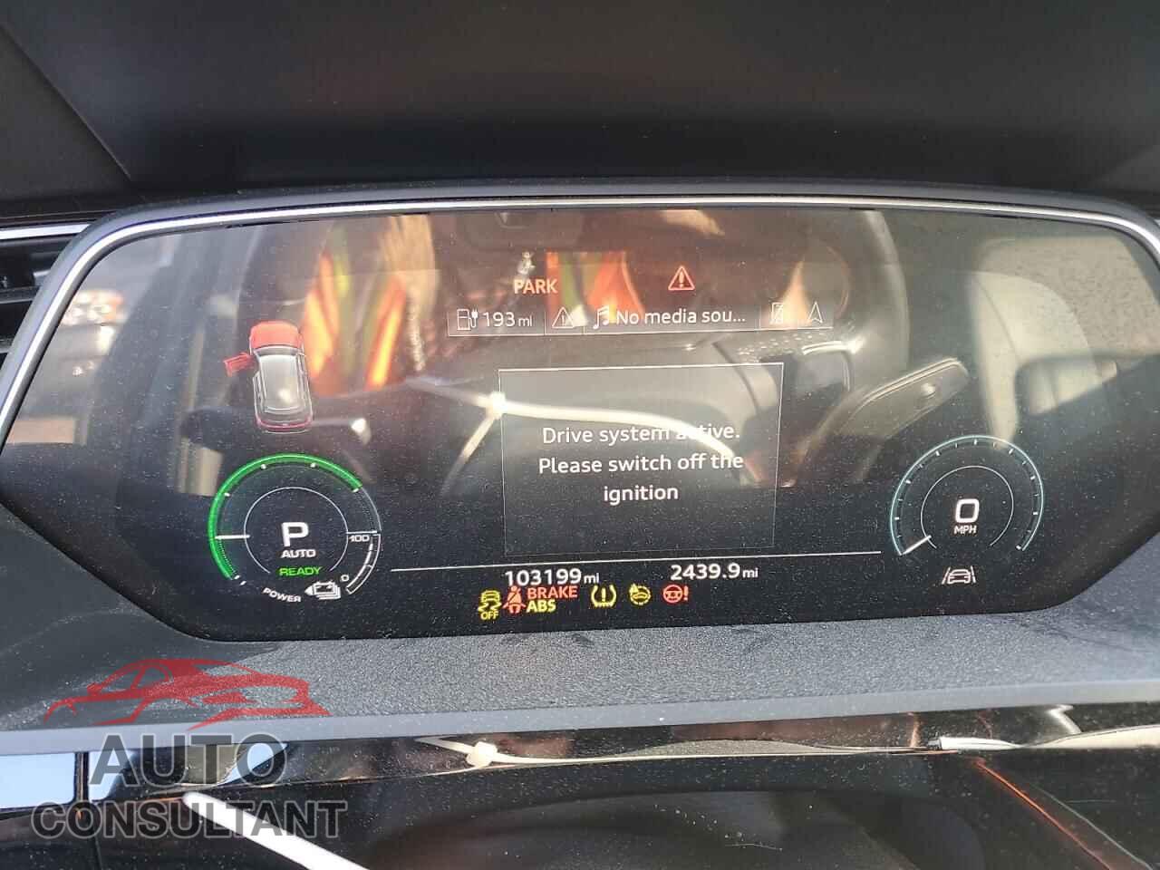 AUDI E-TRON 2021 - WA1AAAGE9MB005436