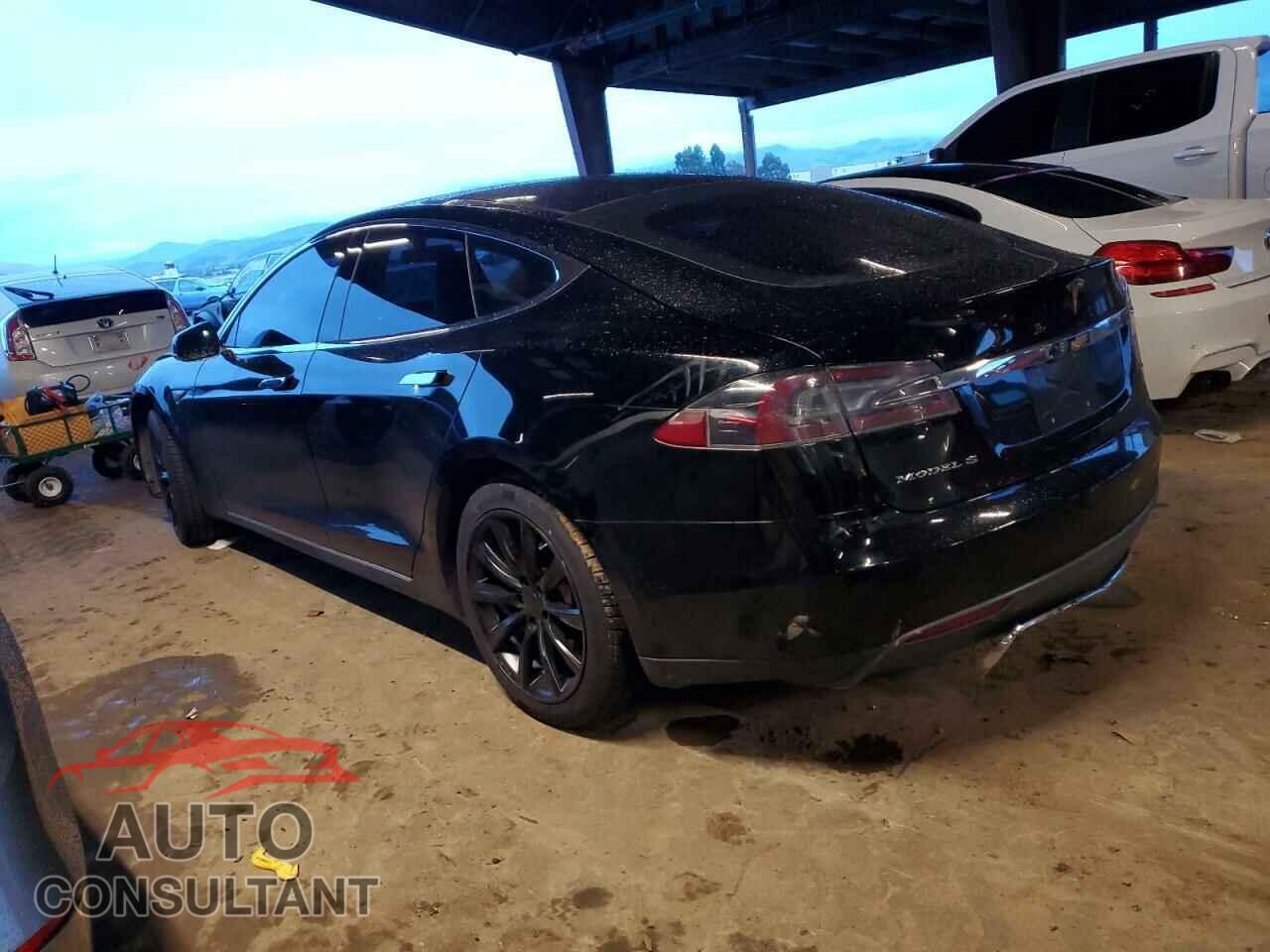 TESLA MODEL S 2013 - 5YJSA1DPXDFP16284