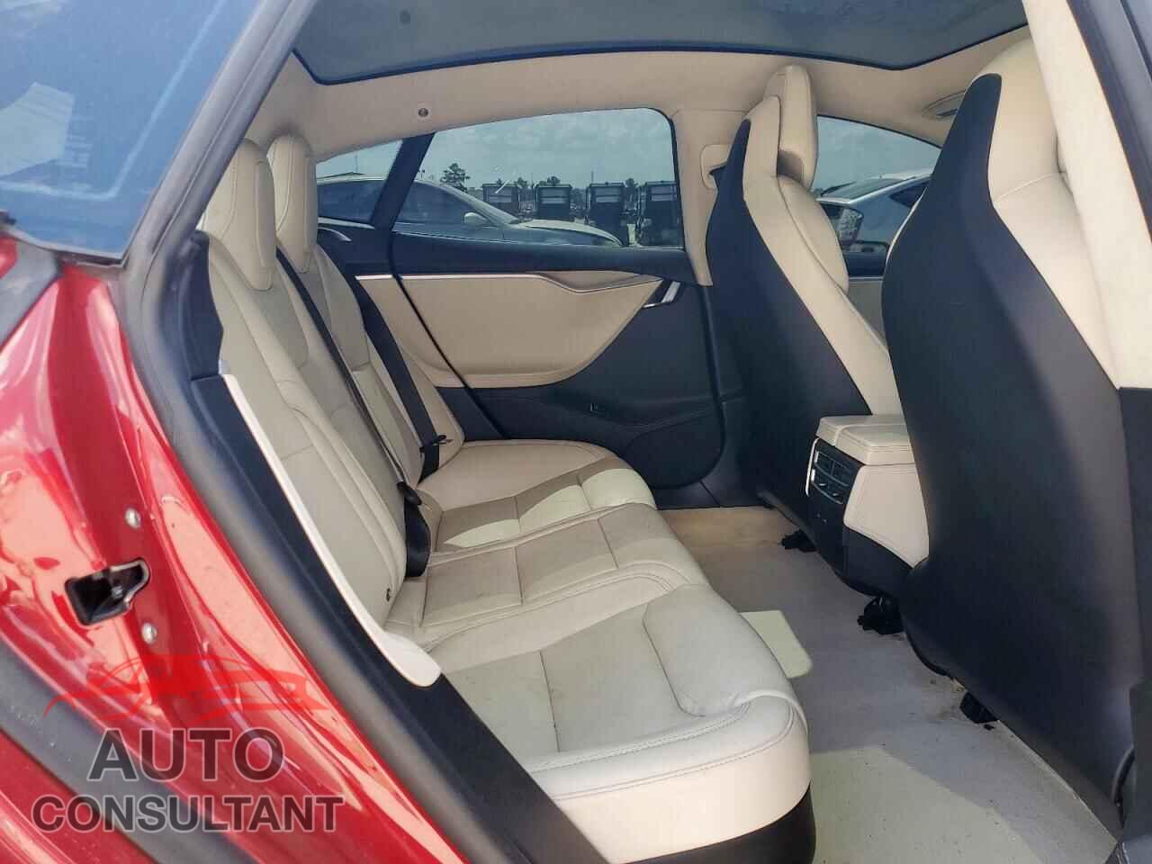 TESLA MODEL S 2018 - 5YJSA1E28JF244570