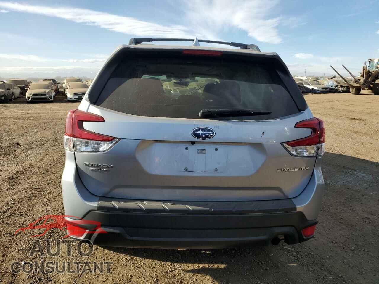 SUBARU FORESTER 2019 - JF2SKAEC6KH451578
