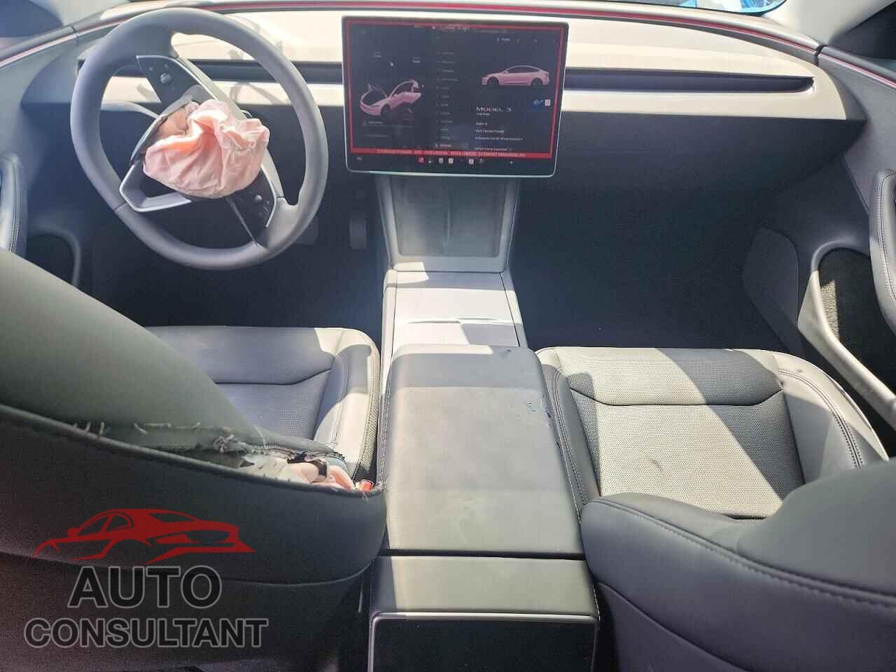 TESLA MODEL 3 2026 - 5YJ3E1EA8TF155455