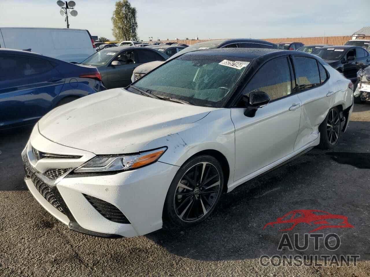 TOYOTA CAMRY 2020 - 4T1KZ1AK7LU046454