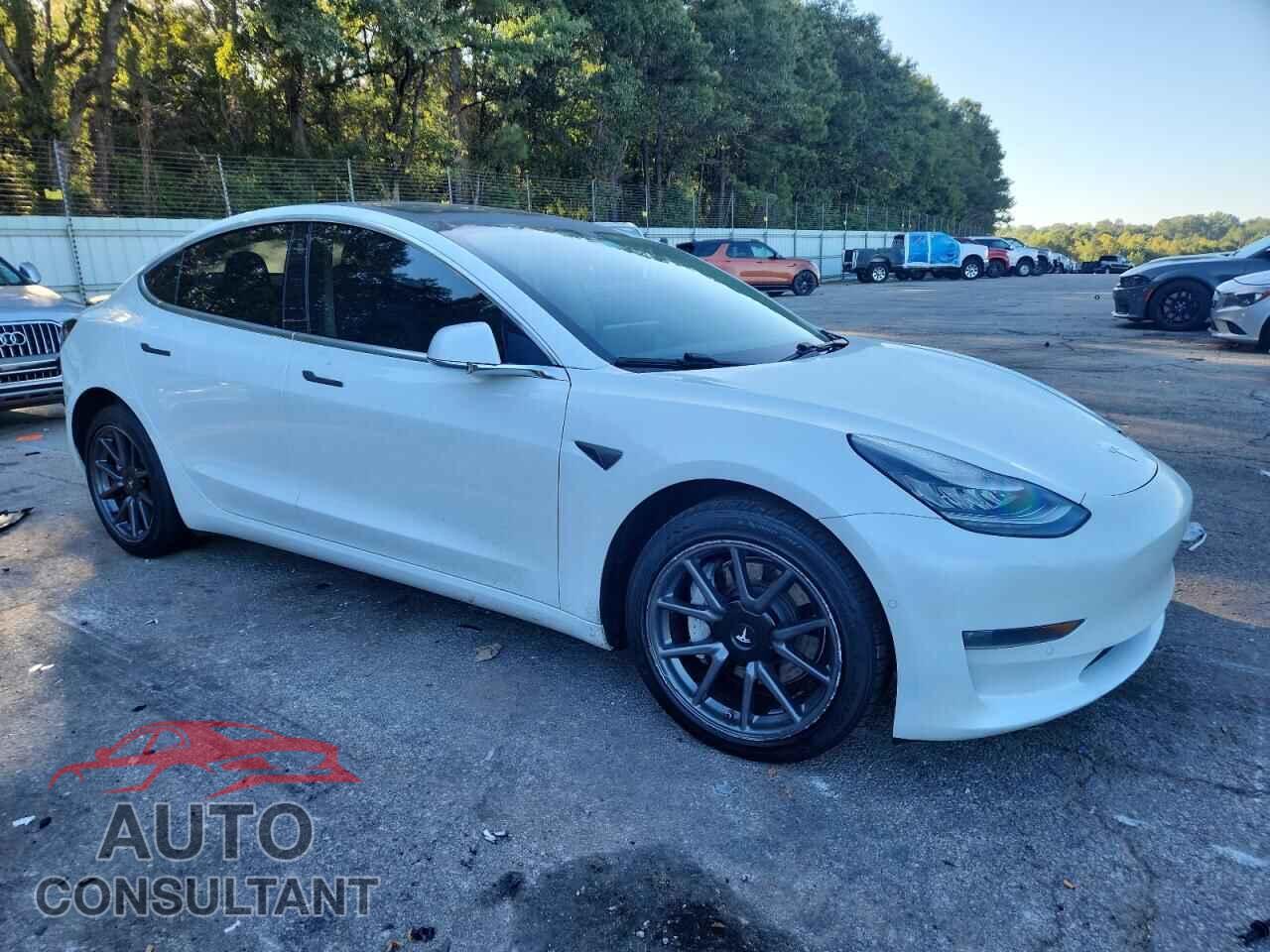 TESLA MODEL 3 2019 - 5YJ3E1EB6KF388001