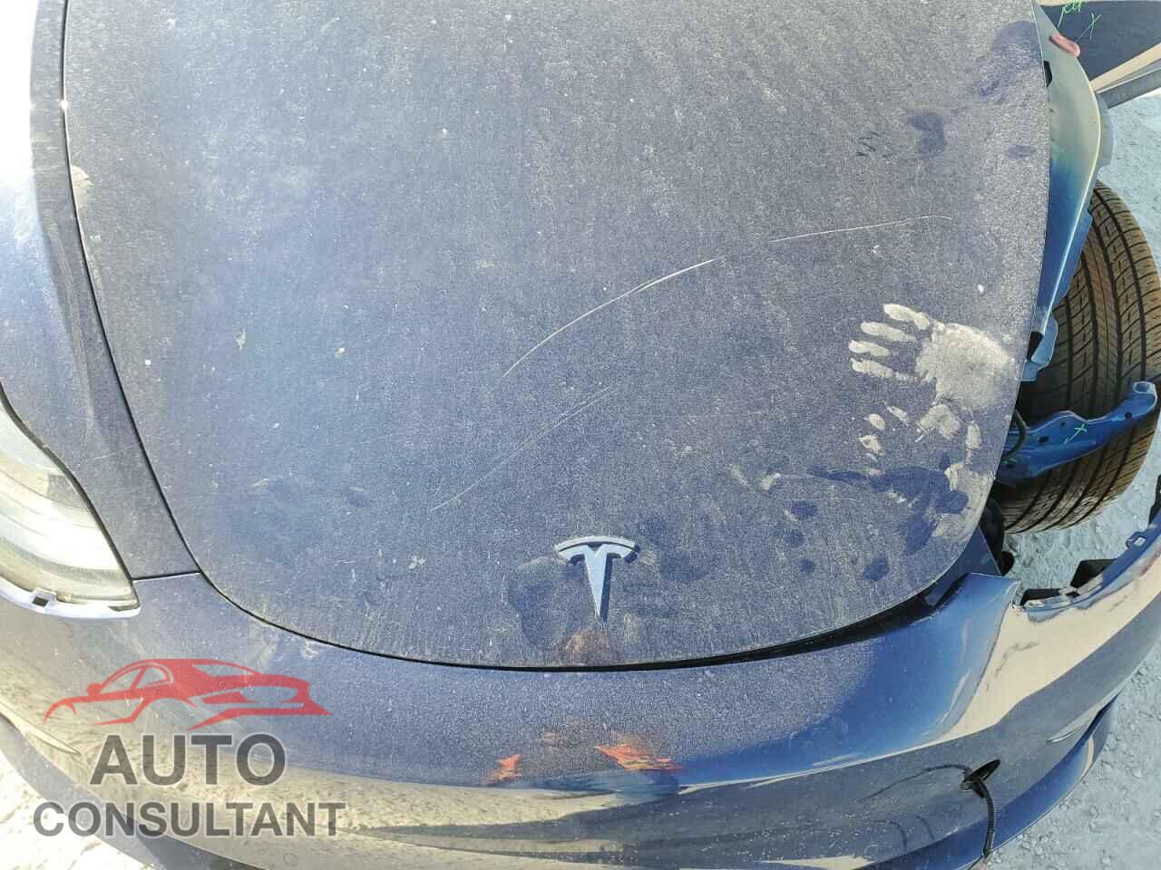 TESLA MODEL 3 2022 - 5YJ3E1EA8NF190855