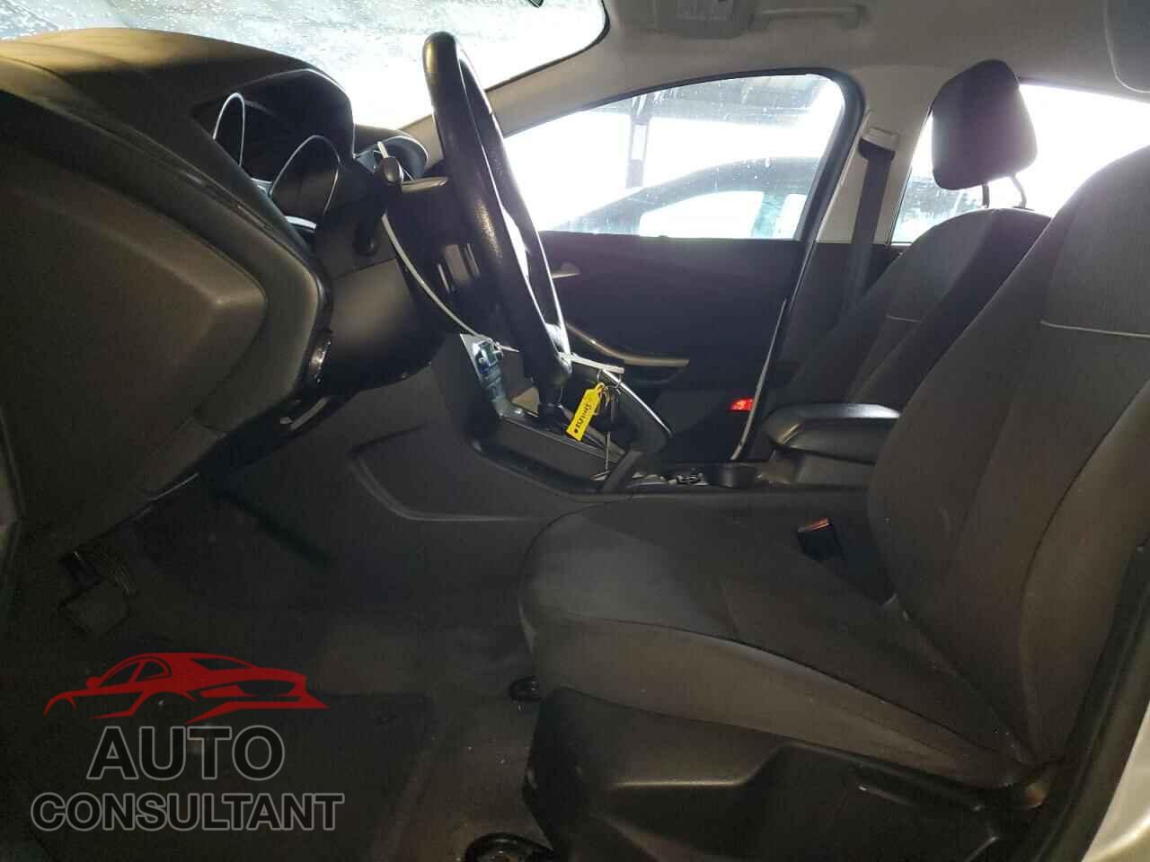 FORD FOCUS 2012 - 1FAHP3H23CL252050
