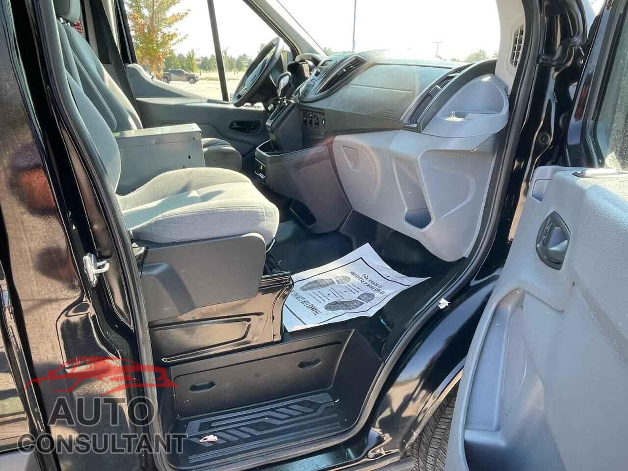 FORD TRANSIT 2016 - 1FTYR2CM4GKB51831
