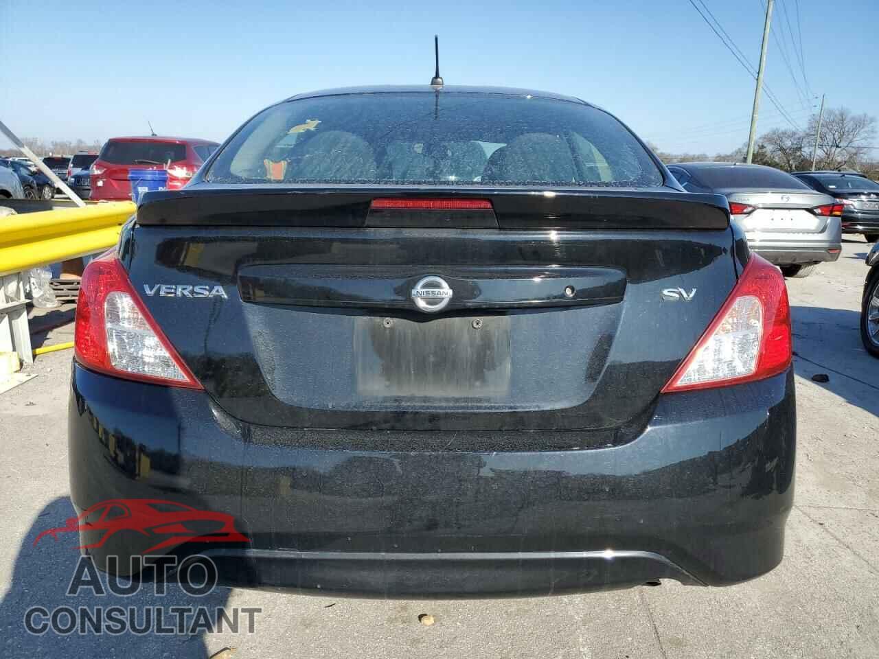 NISSAN VERSA 2017 - 3N1CN7AP1HL891002