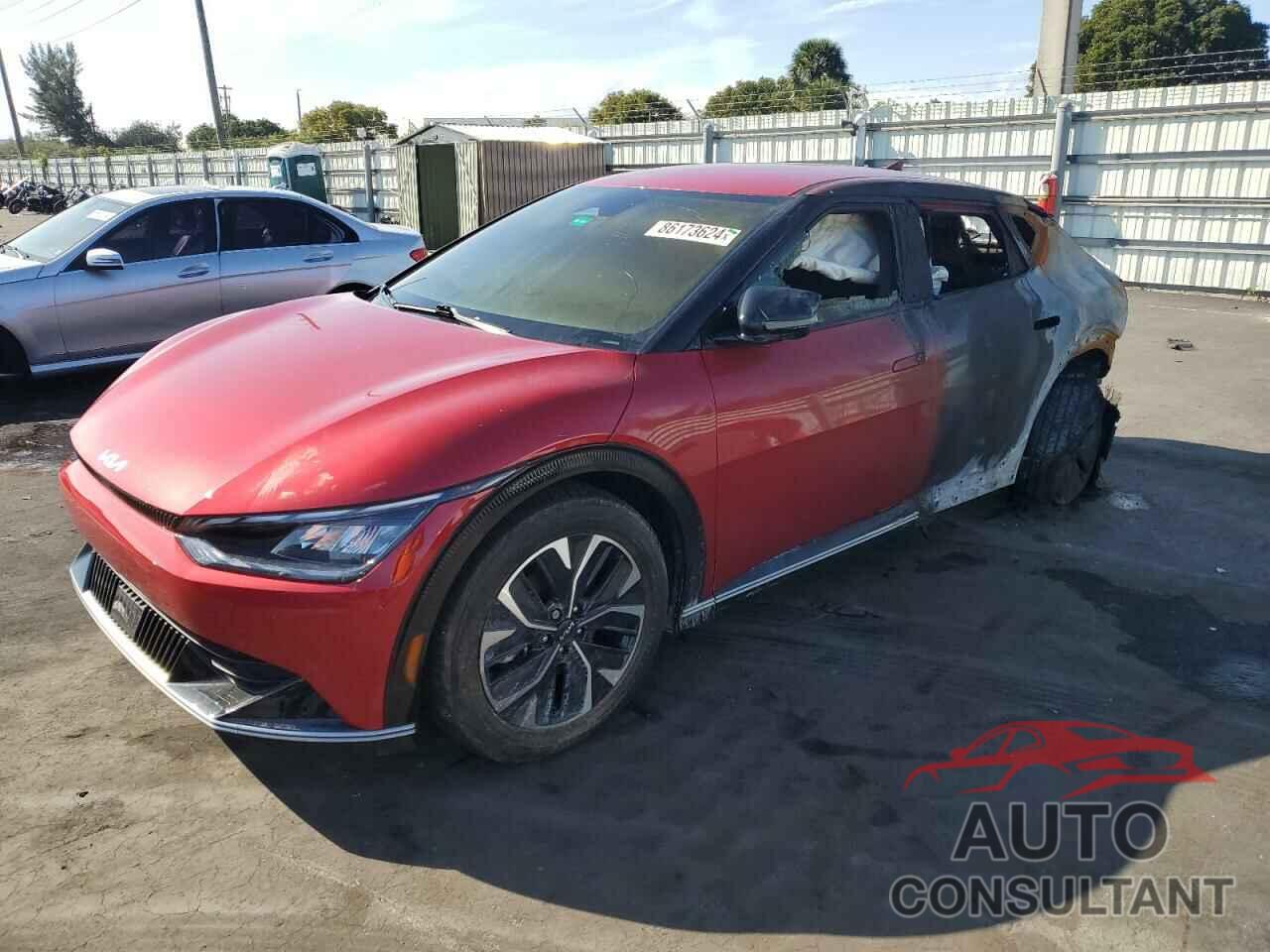 KIA EV6 LIGHT 2023 - KNDC34LA8P5610919