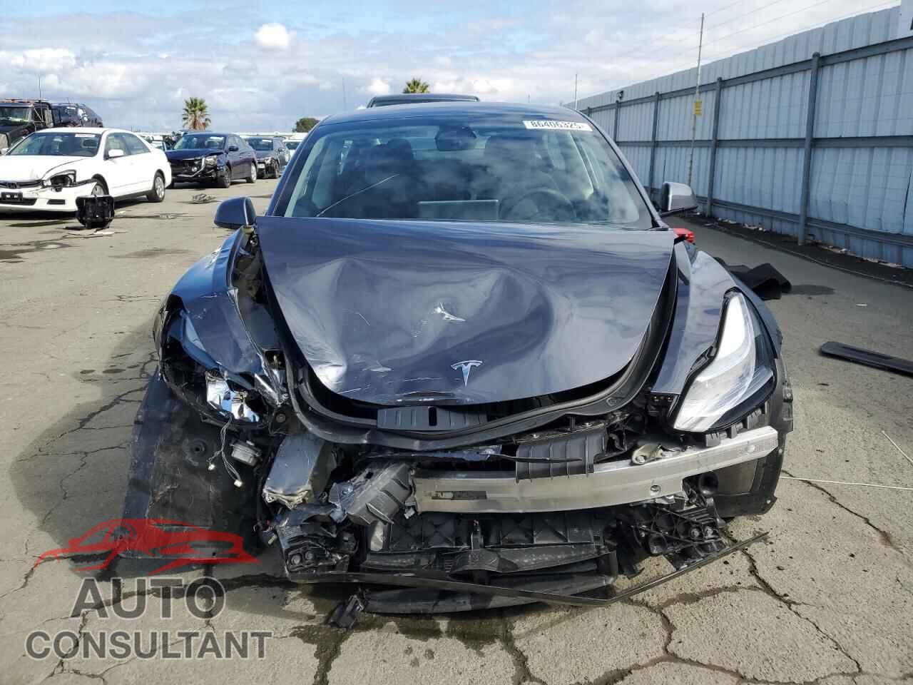 TESLA MODEL 3 2023 - 5YJ3E1EB6PF703290