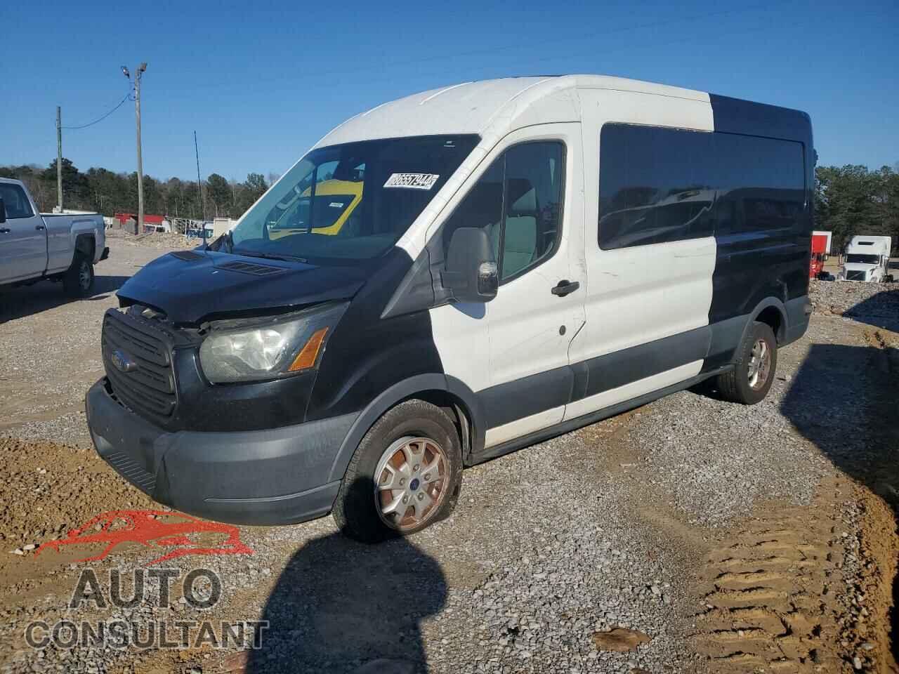 FORD TRANSIT 2015 - 1FTYR2CM1FKA69926