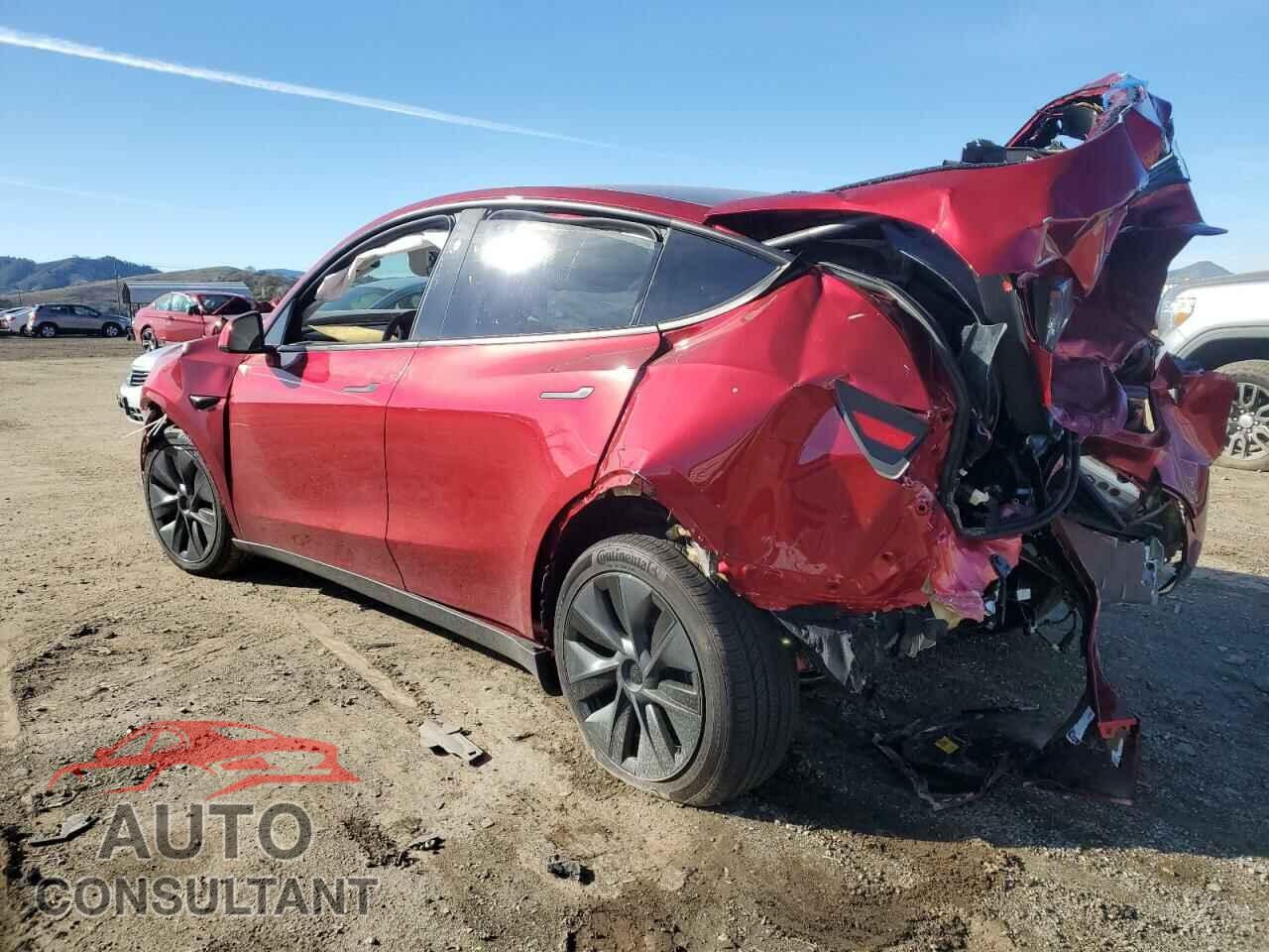 TESLA MODEL Y 2024 - 7SAYGDEE6RF133308